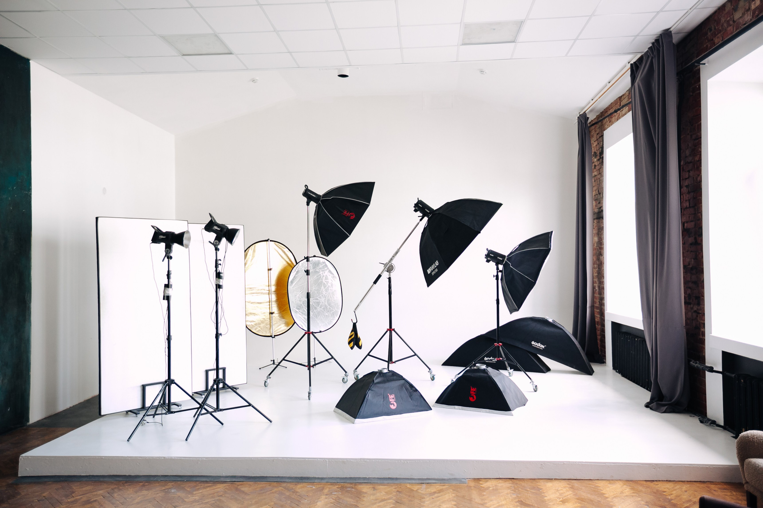 Фотостудия и Автопортретная в Самаре | ИМПУЛЬС