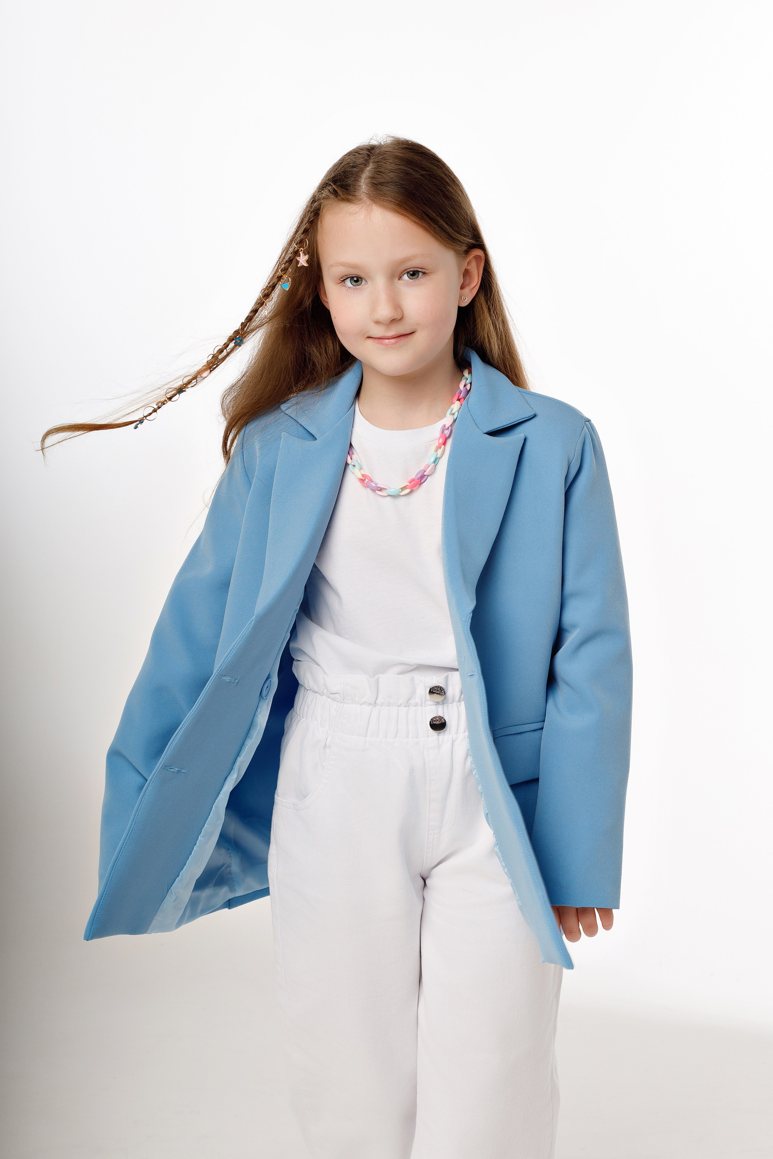 Фотосессия брата и сестры в Сочи от стильного детского фотографа Сочи. Детский студийный фотограф Сочи