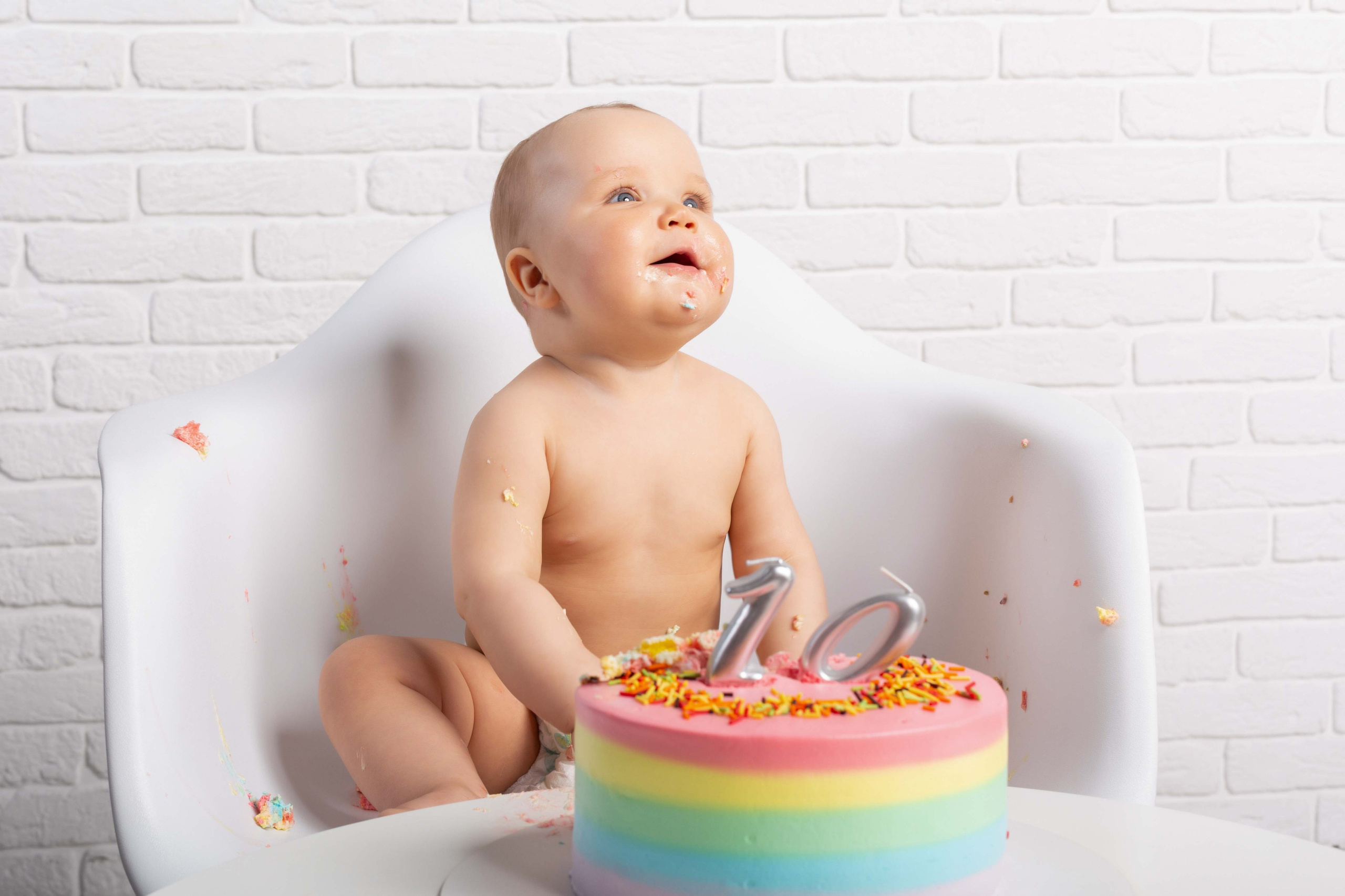 Фотосессия на один годик. Фотостудия Алматы. Семейная и детская фотостудия Family studio.Фотограф Алматы