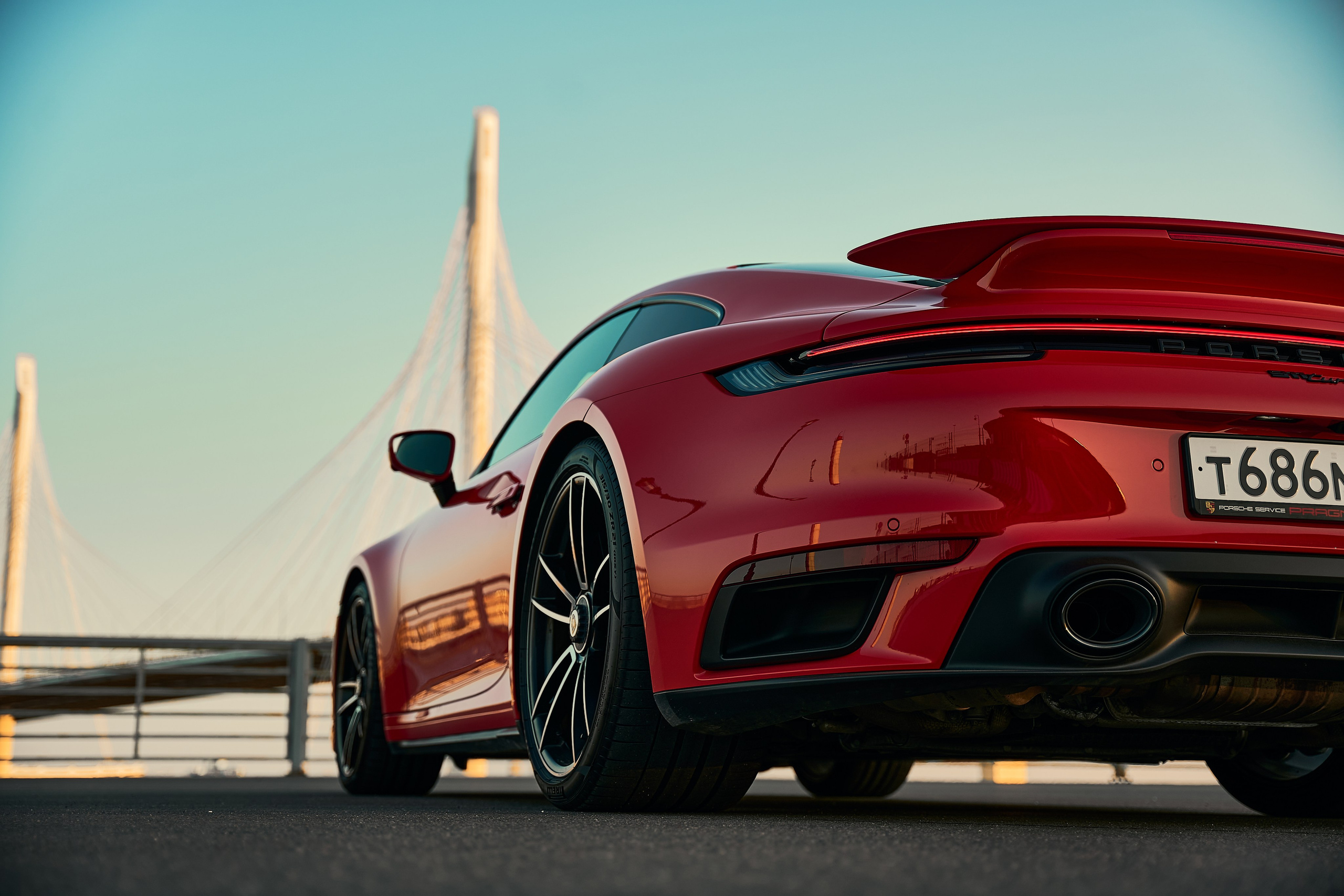 Автомобили