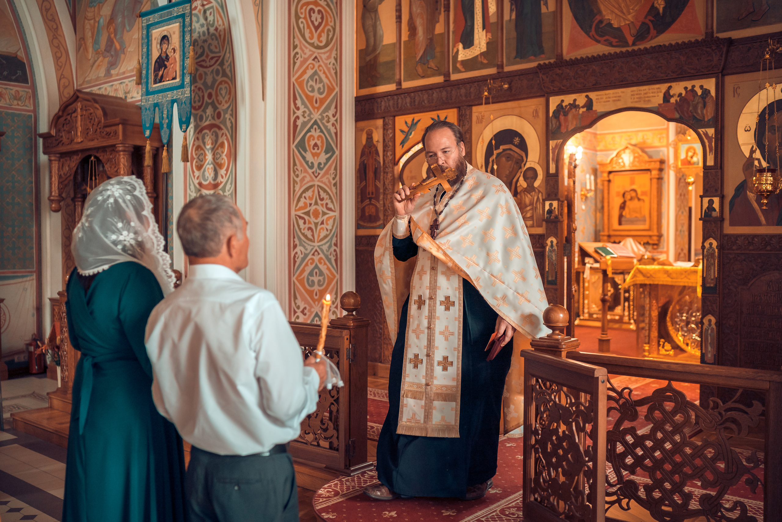 Венчание Вячеслава и Зинаиды. Фотограф на Крещение и Венчание в Красноярске Рамазанова Юлия