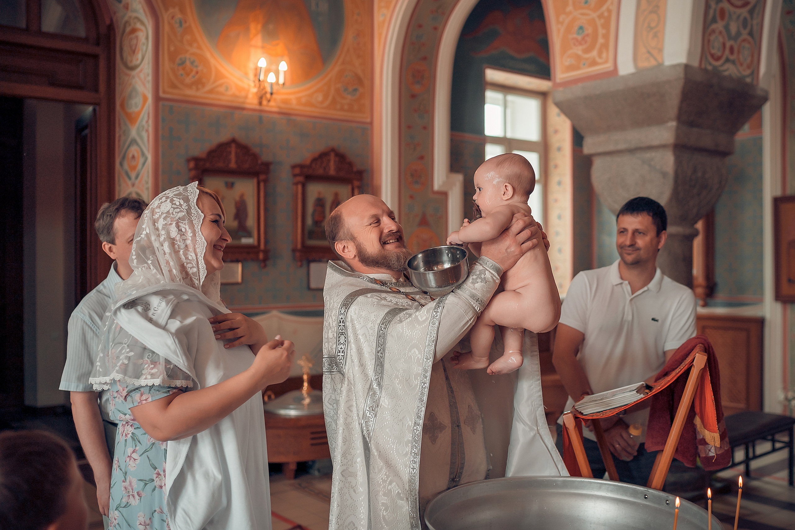 Крещение Максима Храм Иоанна Предтечи. Фотограф на Крещение и Венчание в Красноярске Рамазанова Юлия