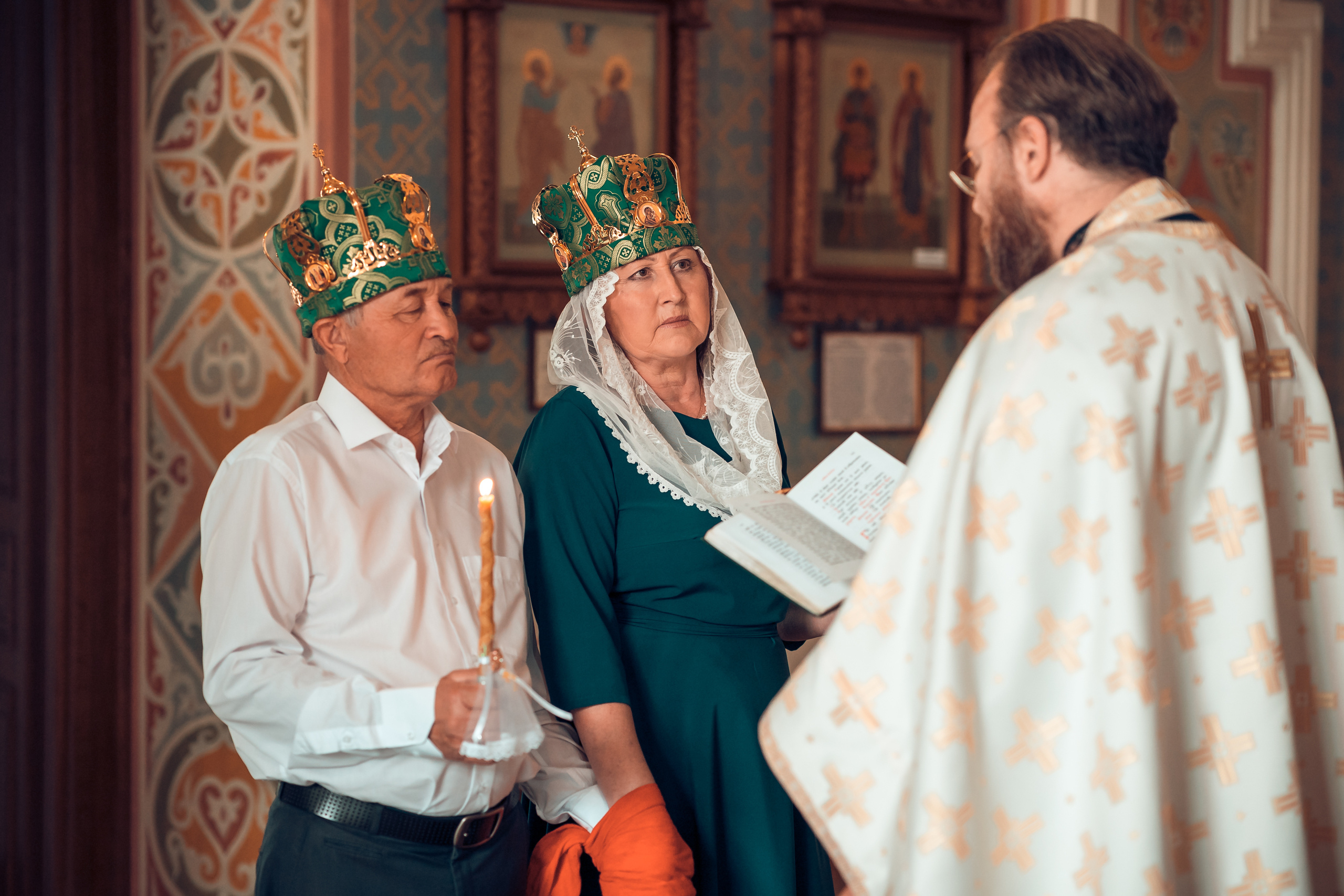 Венчание Вячеслава и Зинаиды. Фотограф на Крещение и Венчание в Красноярске Рамазанова Юлия