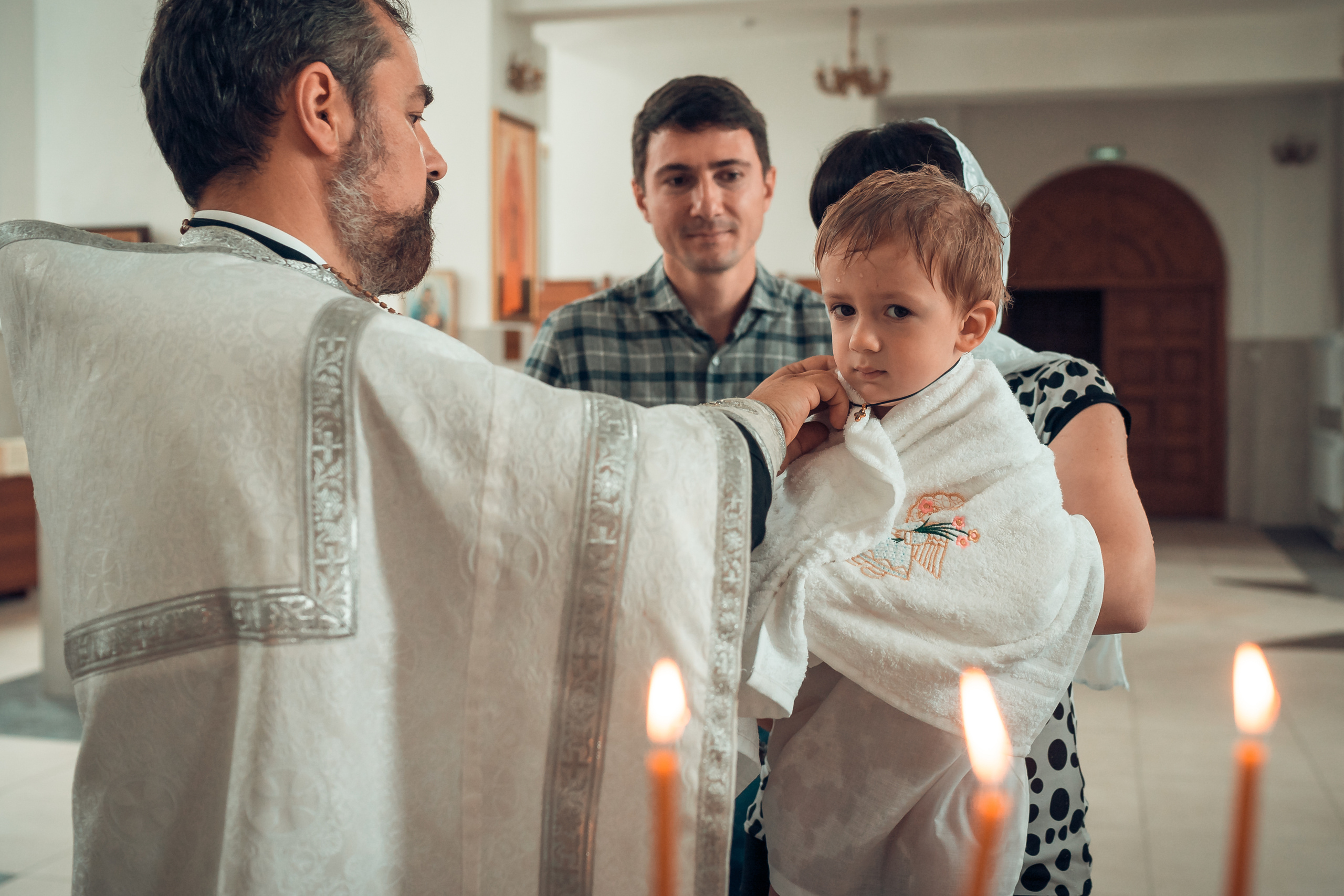 Крещение Марка в Храме Святого Феодора Тирона. Фотограф на Крещение и Венчание в Красноярске Рамазанова Юлия