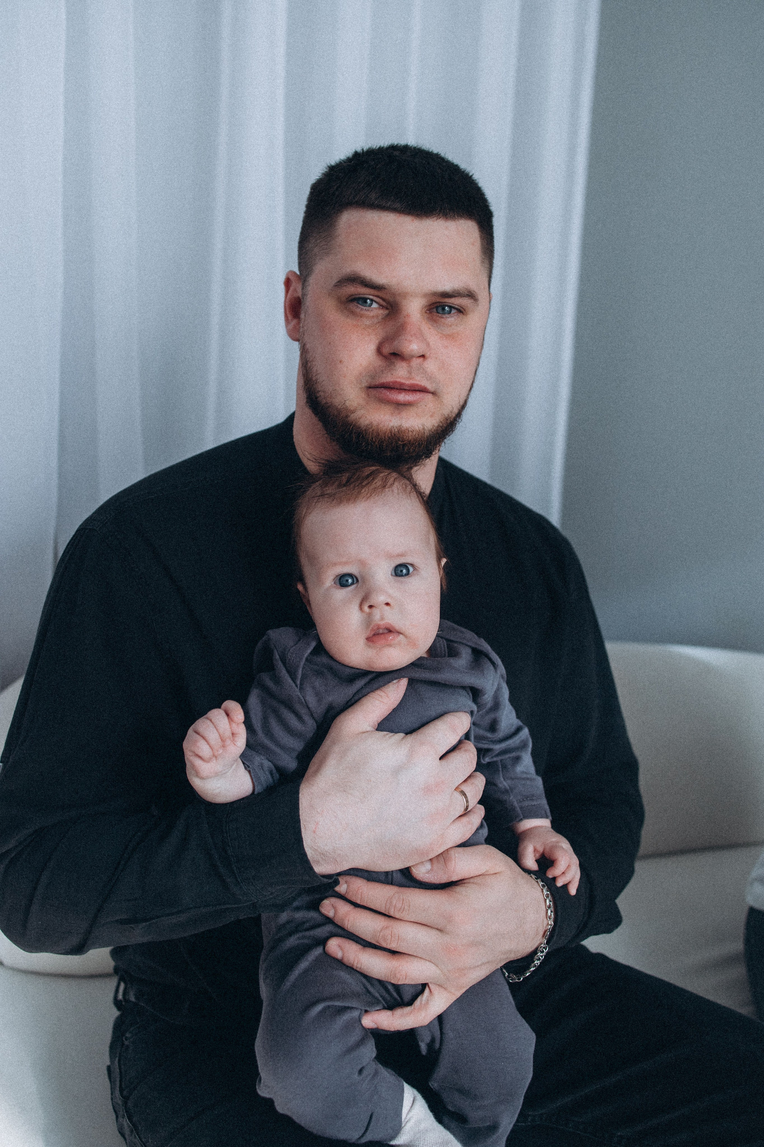 Семья Назаровых. Семейный фотограф Нижневартовск Тюмень Ефимова Ирина