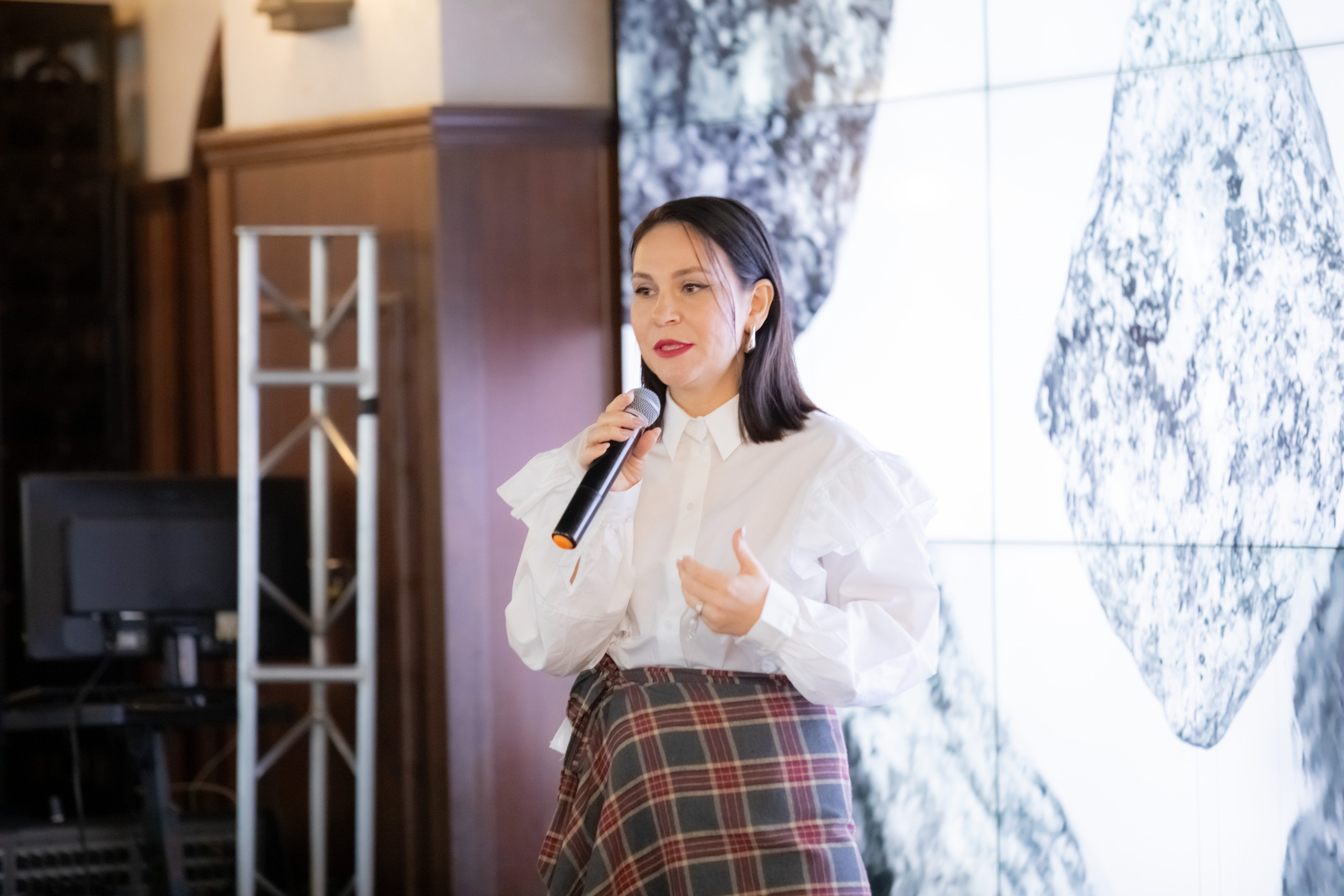 Репортажная съёмка. Профессиональная коммерческая, промышленная и репортажная фотосъёмка для бизнеса