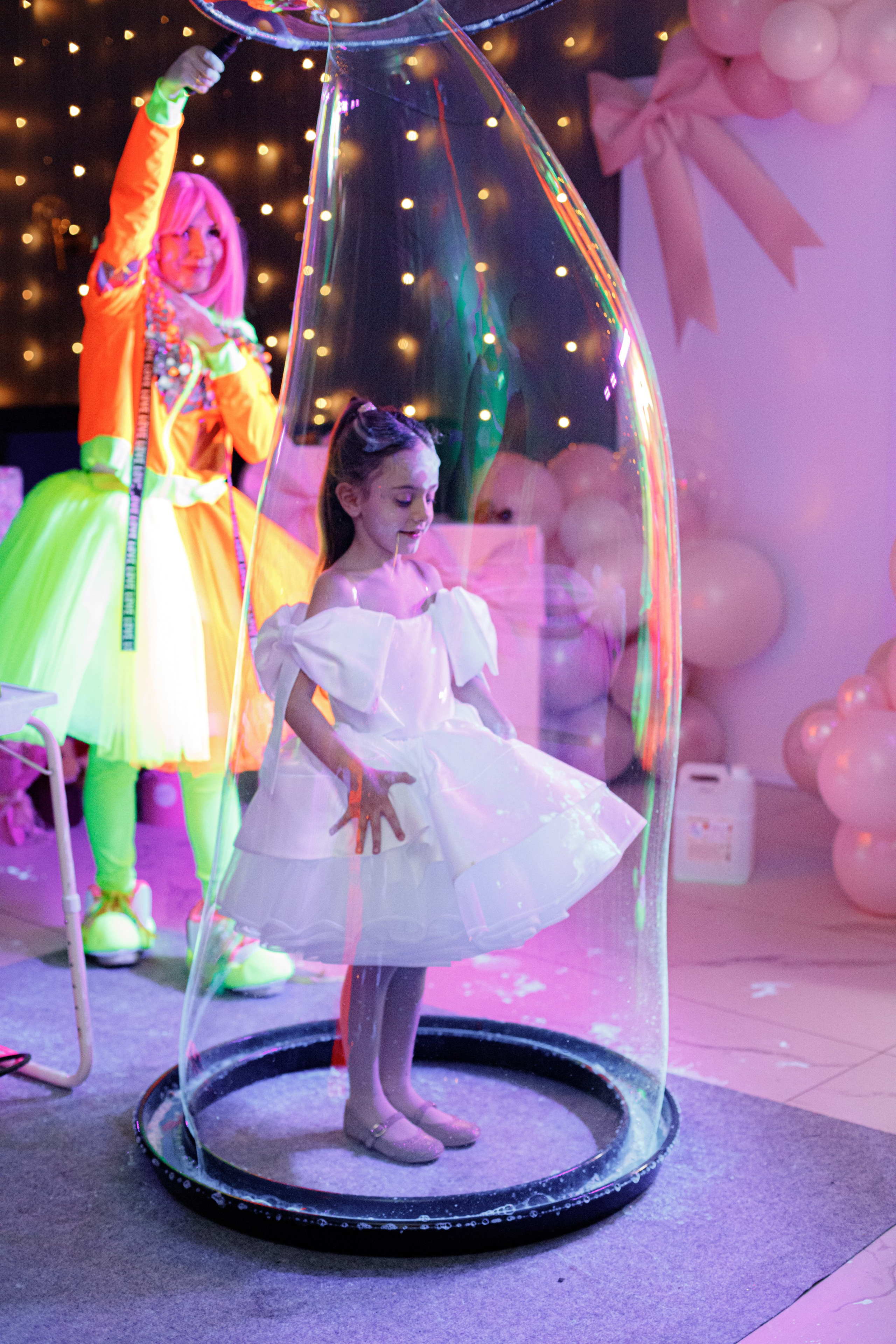 ASIA'S BIRTHDAY PARTY. Photokarish