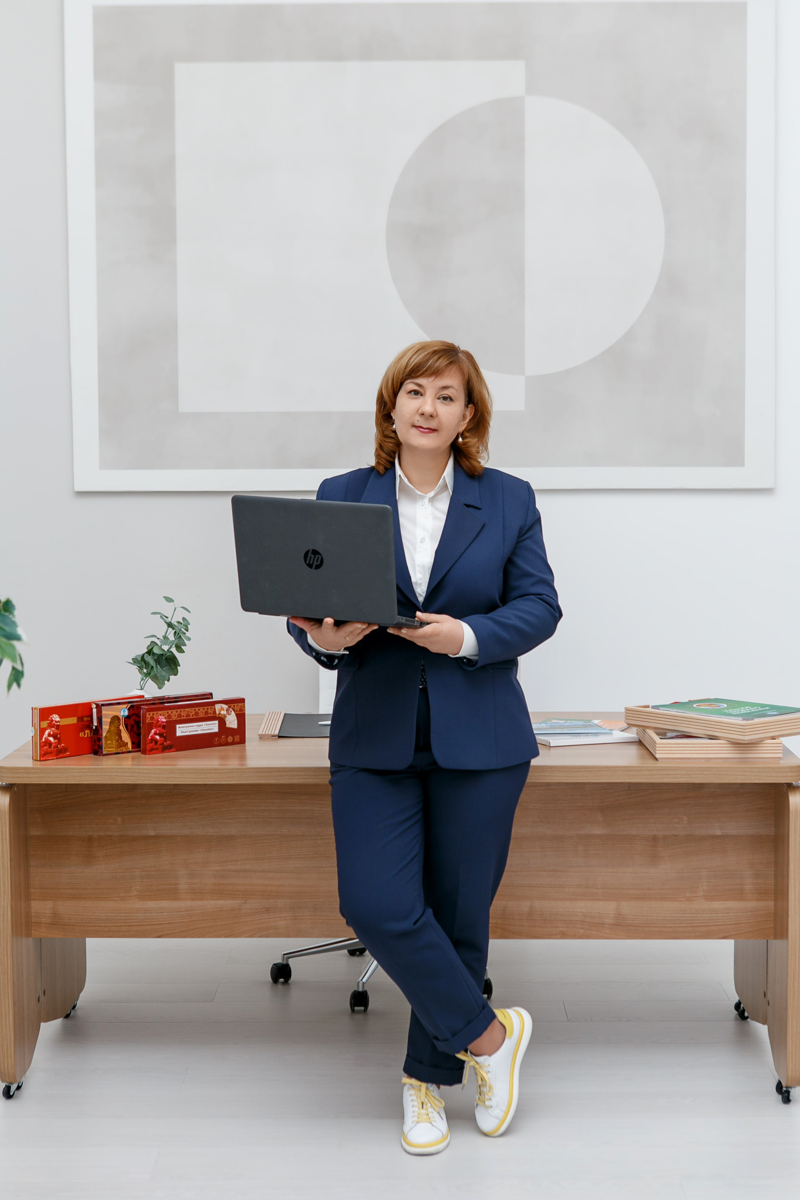 Корпорация LiVest. Контент фотограф, съемка для маркетплейсов, фуд съемка и репортажи в Новосибирске Ралия Галеева