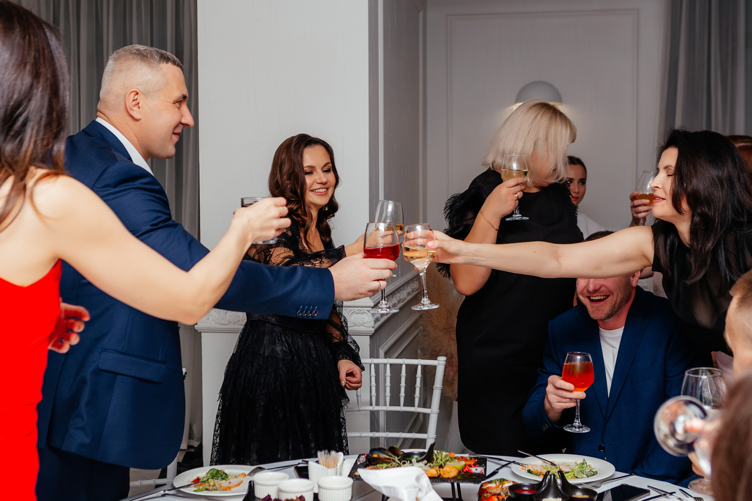 Юбилей стоматологии. Контент фотограф, съемка для маркетплейсов, фуд съемка и репортажи в Новосибирске Ралия Галеева