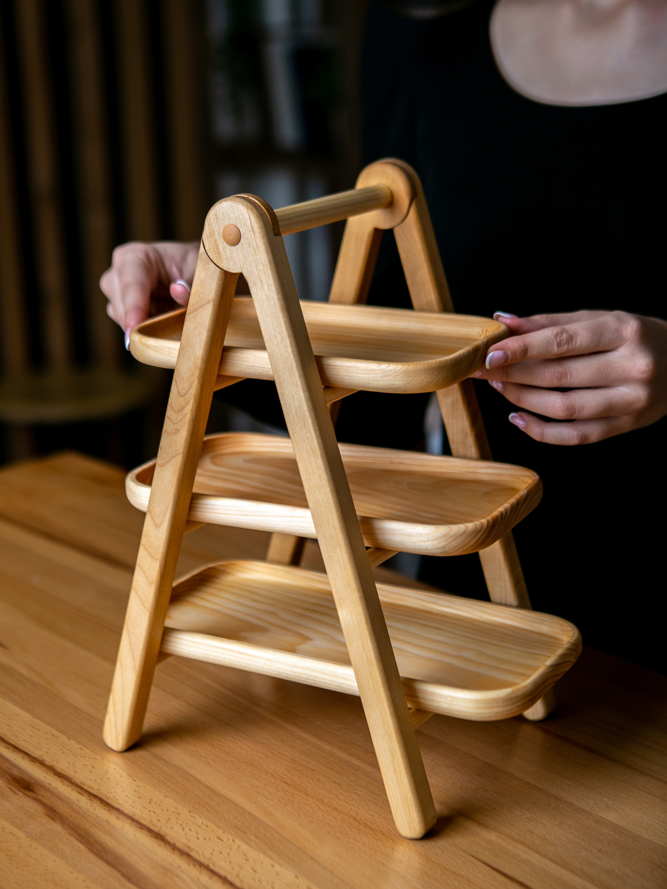 Подносы и этажерки. Контент фотограф, съемка для маркетплейсов, фуд съемка и репортажи в Новосибирске Ралия Галеева