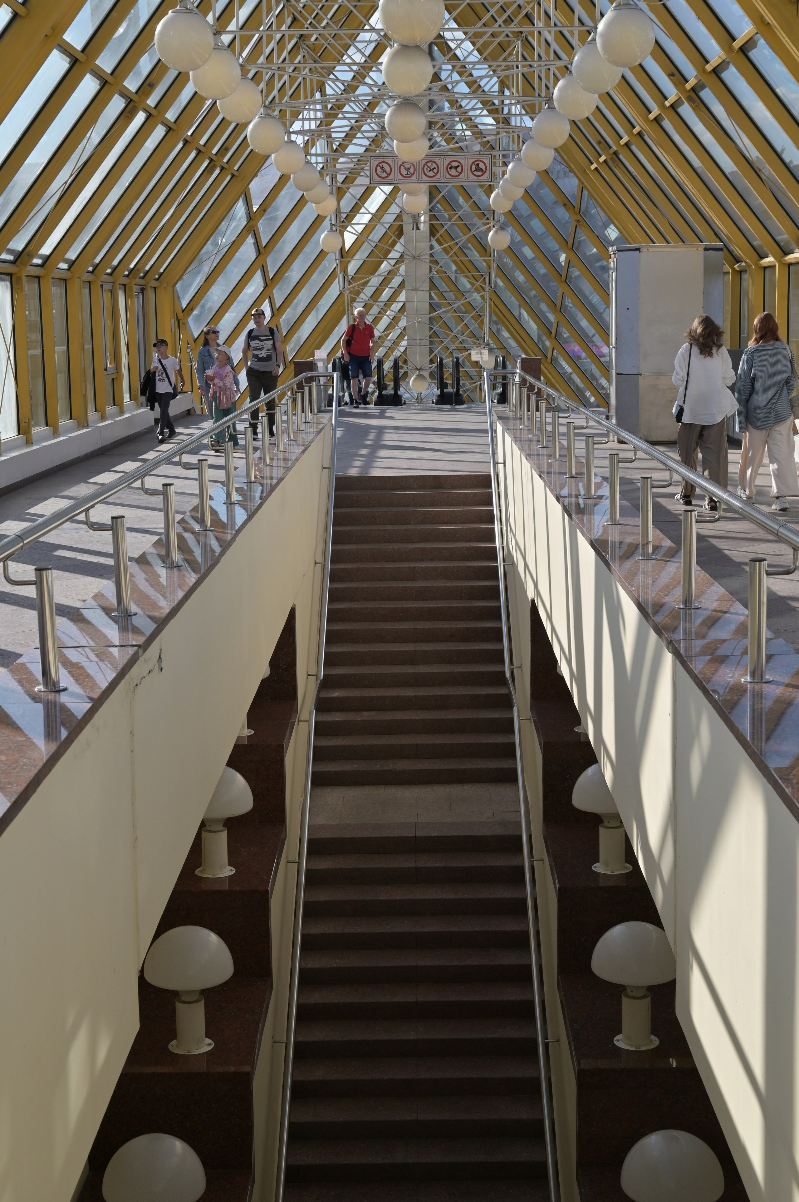 20240706 Киевская, Музеон, Библиотека. Дмитрий Ремизов. Фотография, как хобби