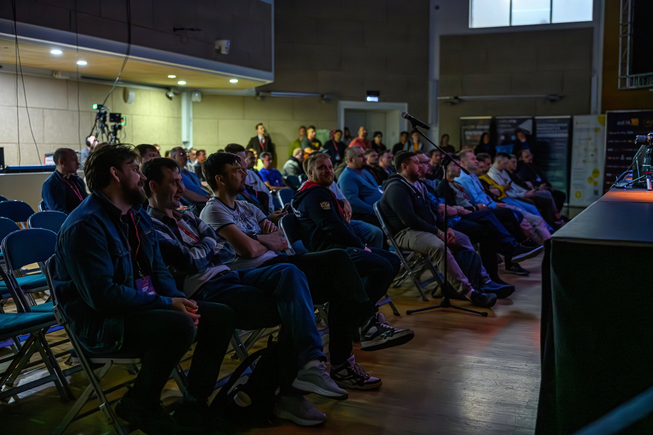 Репортажный фотограф на Конференцию  г.Москва,. Интерьерный & Репортажный фотограф Озеров Денис, г. Москва