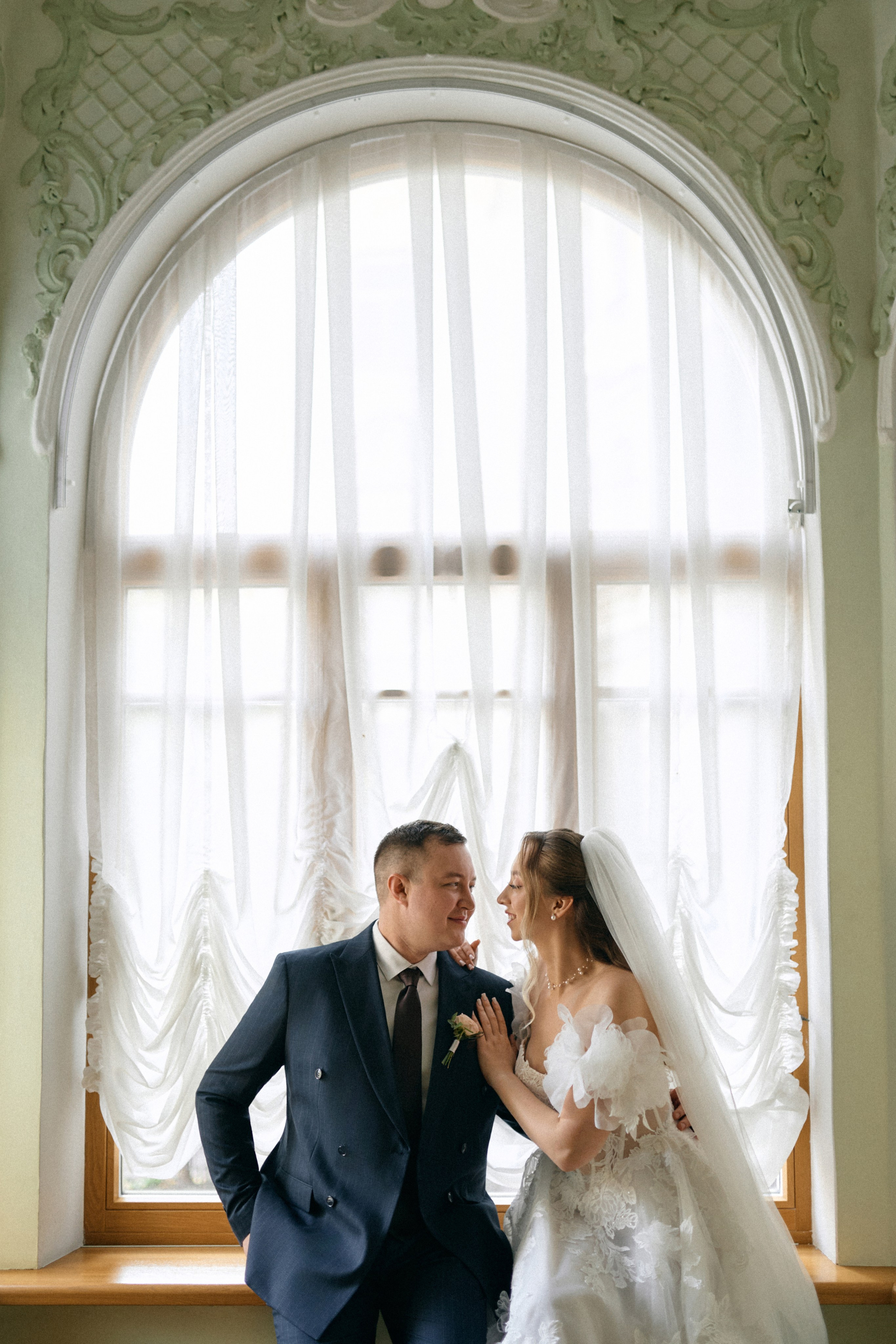 Эмиль & Ангелина. Сестры Карабаза. Фотографы и ретушеры в Москве и Санкт-Петербурге