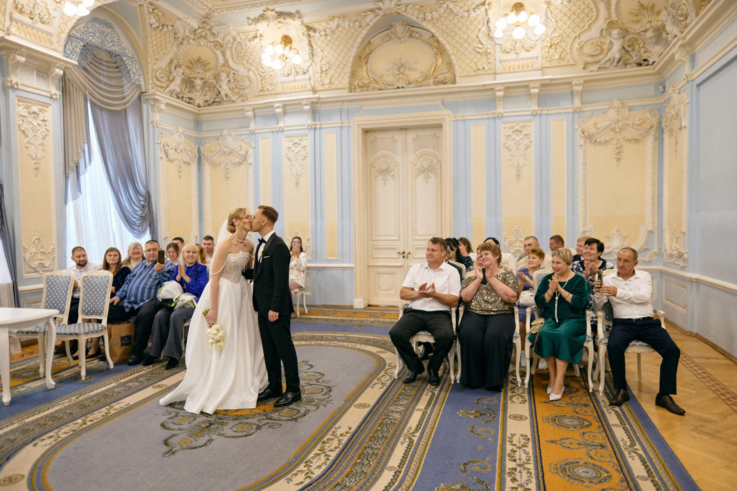 Артемий & Мария. Сестры Карабаза. Фотографы и ретушеры в Москве и Санкт-Петербурге