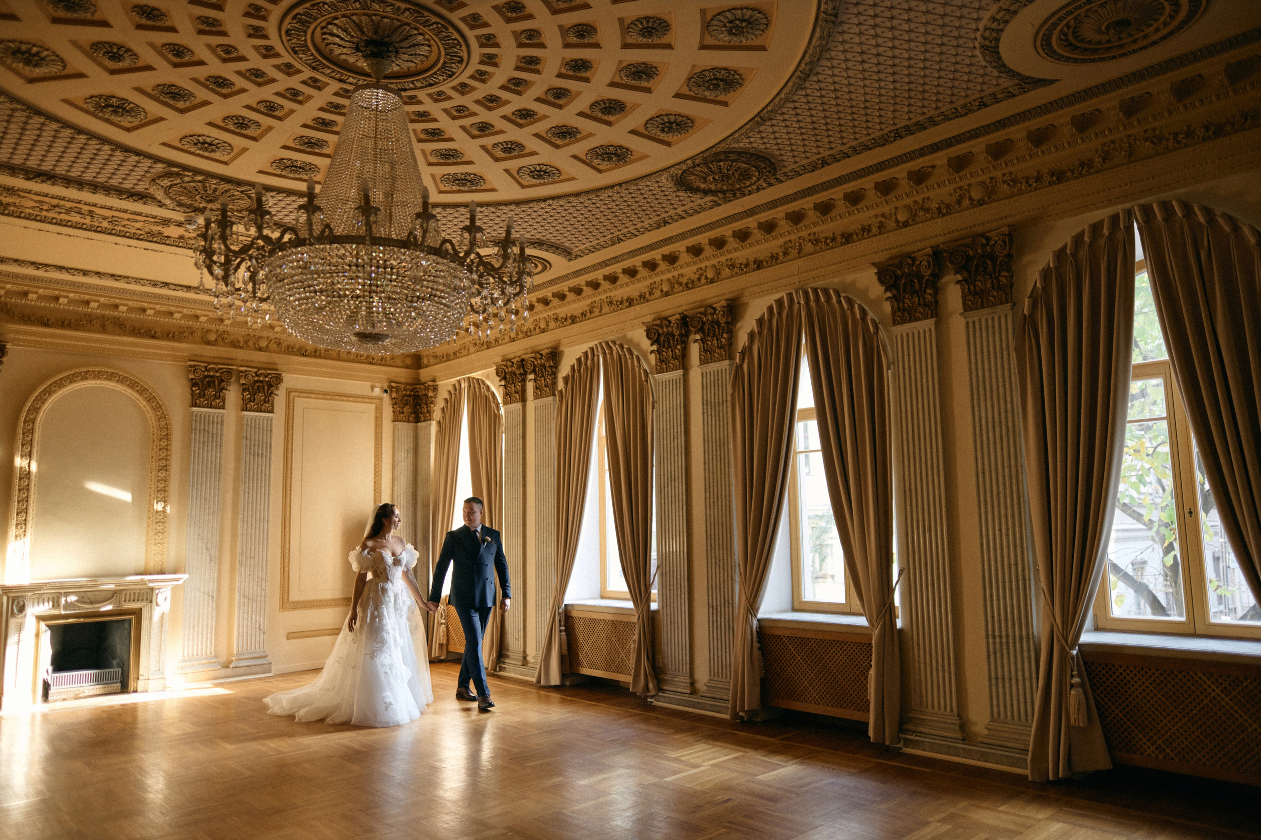 Эмиль & Ангелина. Сестры Карабаза. Фотографы и ретушеры в Москве и Санкт-Петербурге