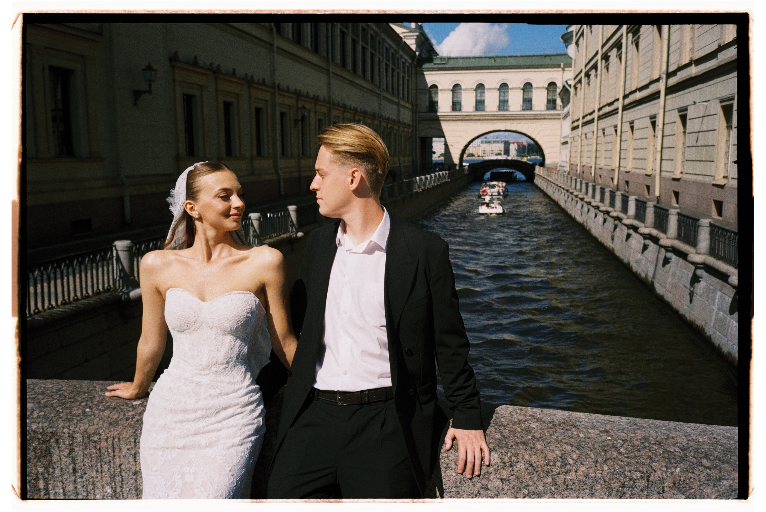 Дмитрий & Ангелина. Сестры Карабаза. Фотографы и ретушеры в Москве и Санкт-Петербурге