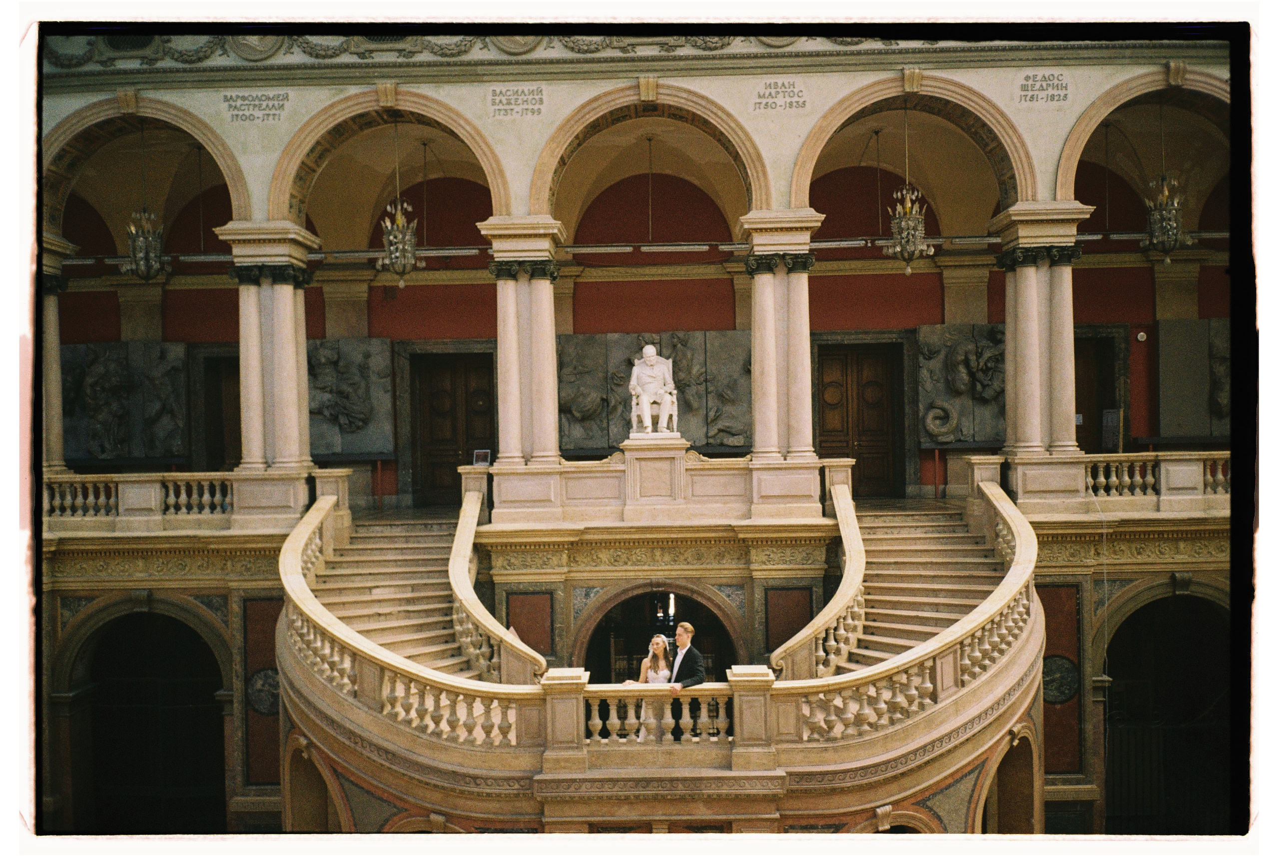Дмитрий & Ангелина. Сестры Карабаза. Фотографы и ретушеры в Москве и Санкт-Петербурге