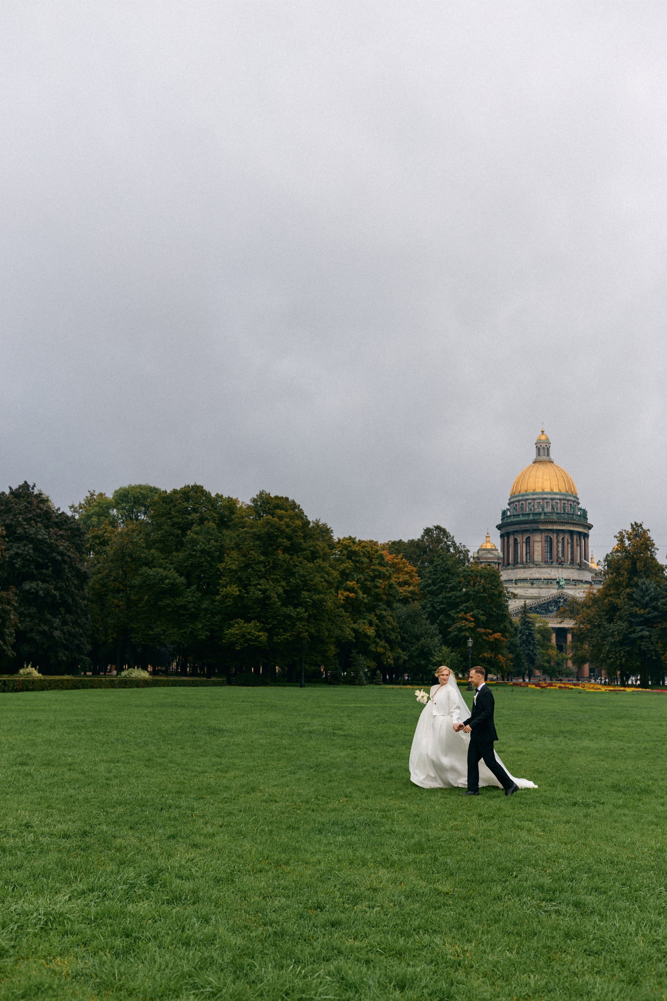 Артемий & Мария. Сестры Карабаза. Фотографы и ретушеры в Москве и Санкт-Петербурге