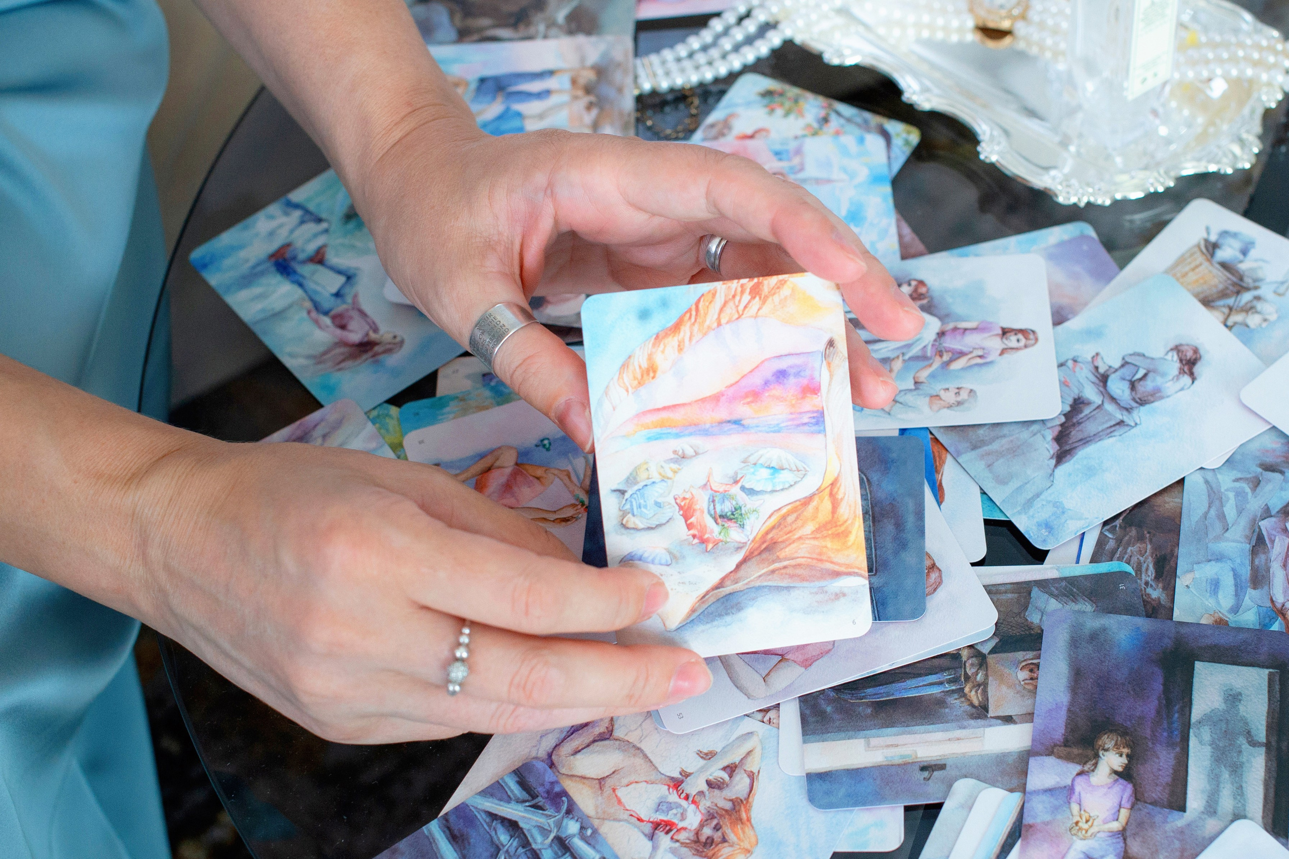 Профессиональные фото психолога для сайта и соцсетей в СПб. Портретные фотосессии, контент-съемки, репортаж