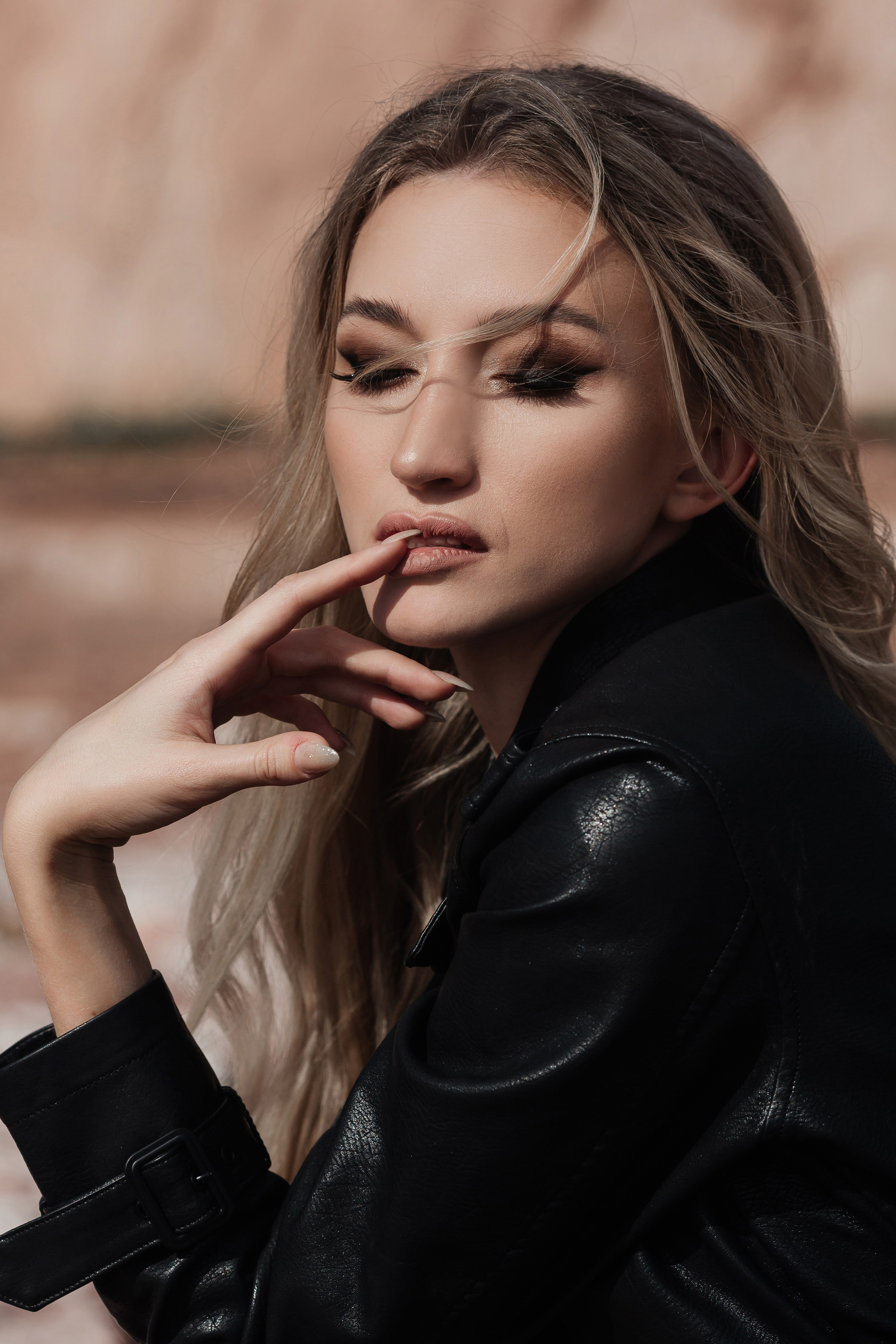 ФОТОСЕССИЯ КО ДНЮ РОЖДЕНИЯ НА МРАМОРНОМ КАРЬЕРЕ. Фотограф в Киселёвске Татьяна Трухалева