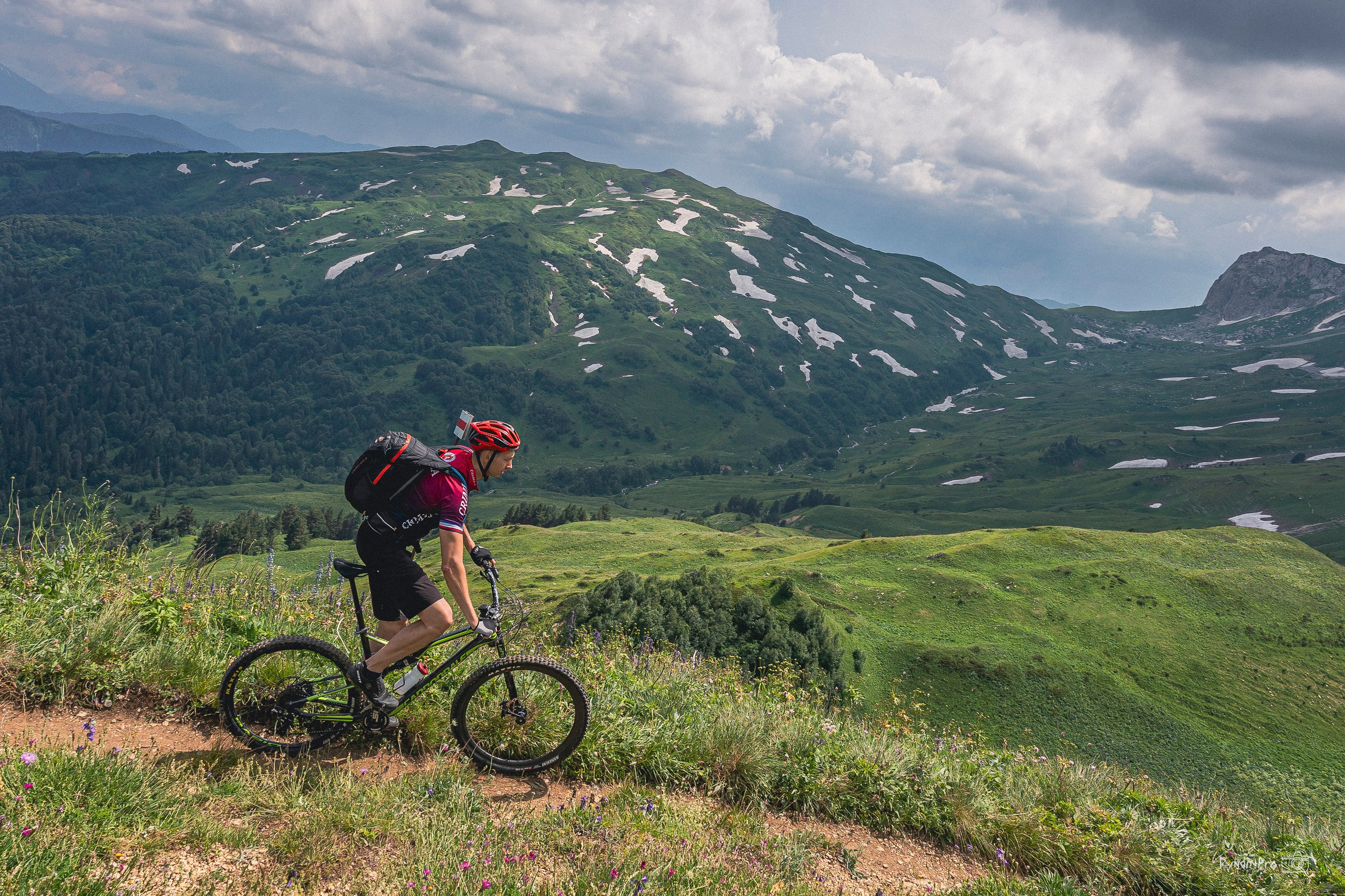 Велотур Велотридцатка 13 июля 2024 Ковальтур. Репортажный фотограф в Краснодаре Рындин Дмитрий
