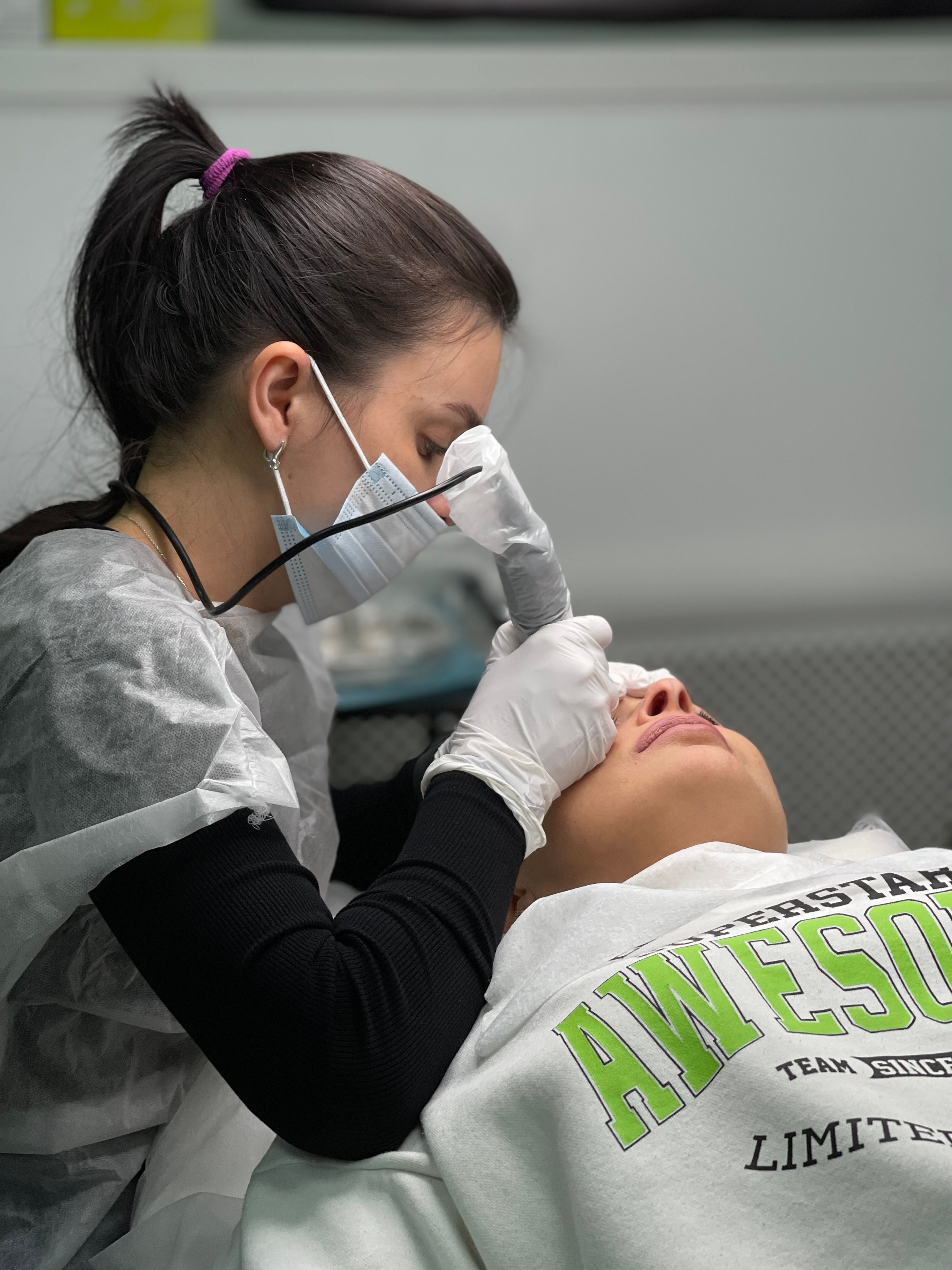 Обучение перманентному макияжу и татуажу в Ростове-на-Дону. Перманентный макияж и удаление старого татуажа в Ростове-на-Дону Дарья Исакова