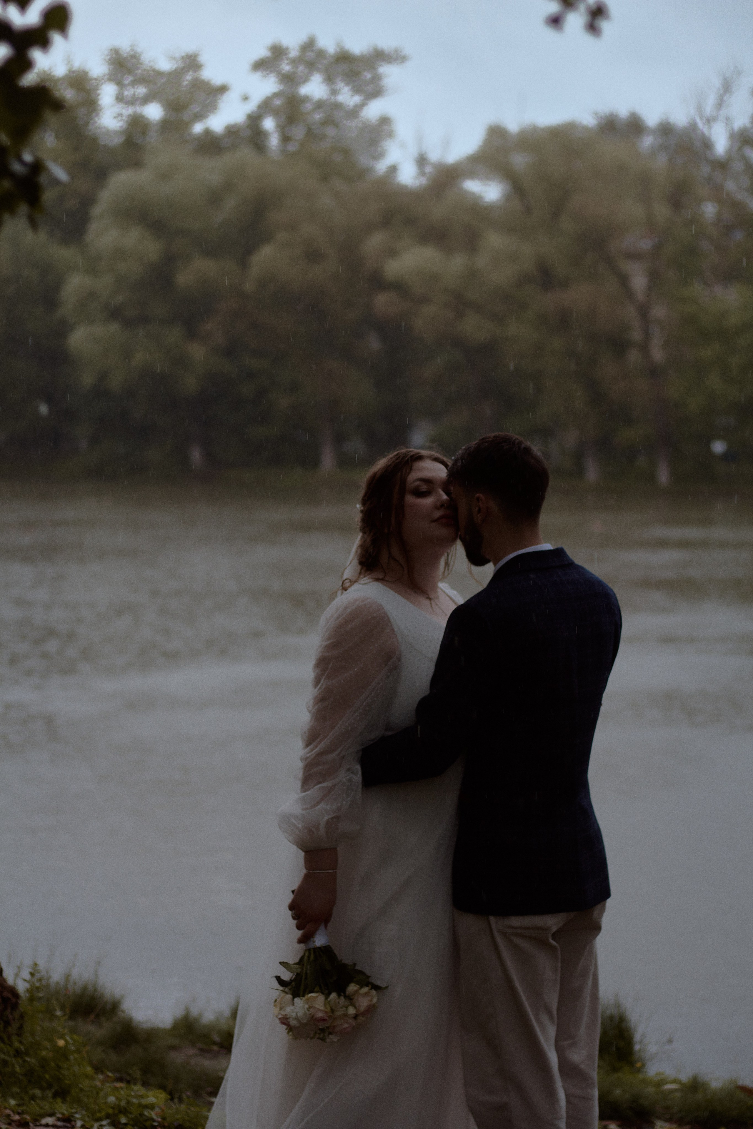 Виктория и Даниэль. Владимирский храм. Фотограф лавстори Москва/МО Приятелева Ангелина