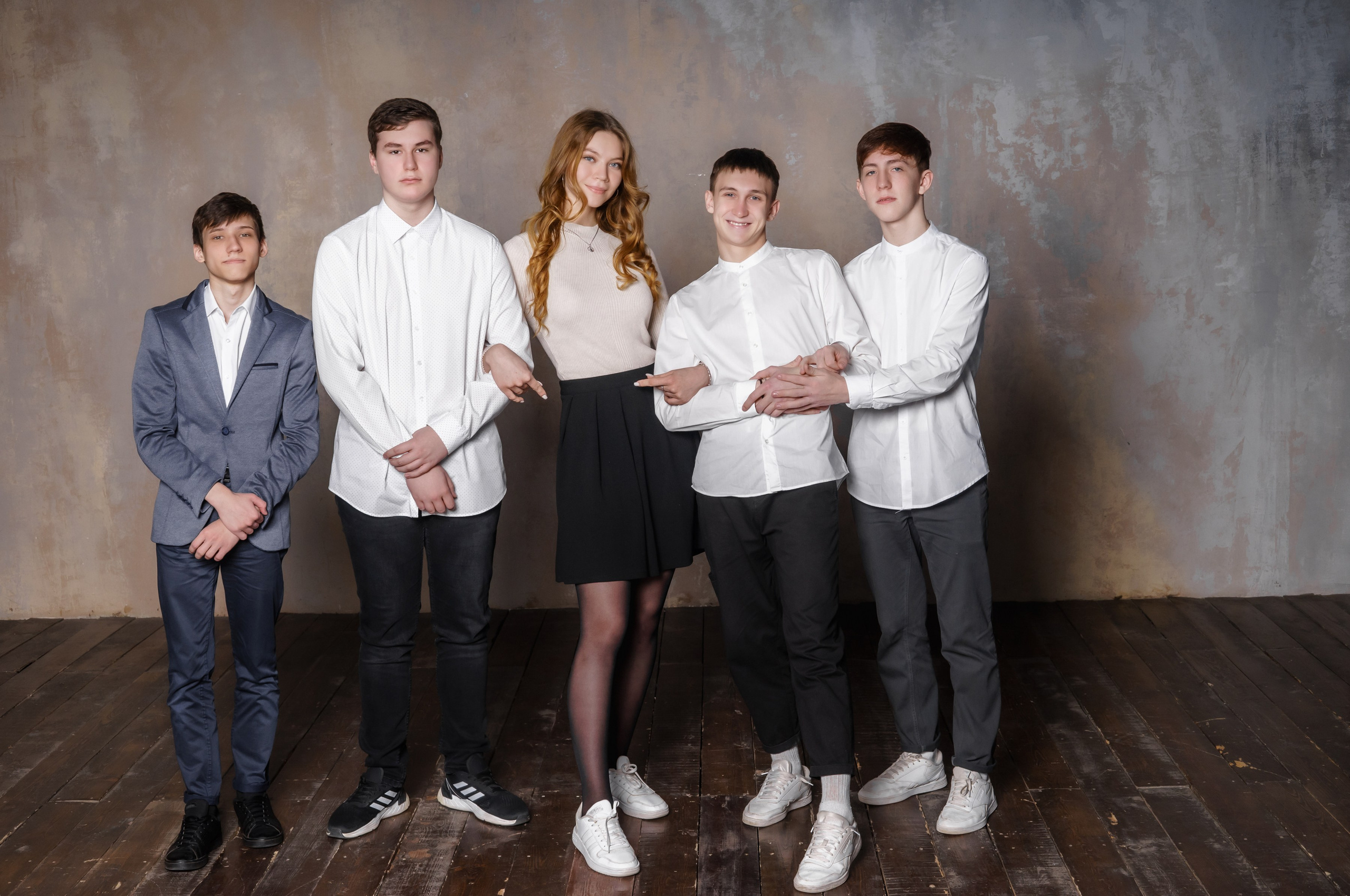 СТУДИЯ «Культура» сьемка для альбома СОШ 57 -11кл. Ольга Плаксина фотограф в Саратове