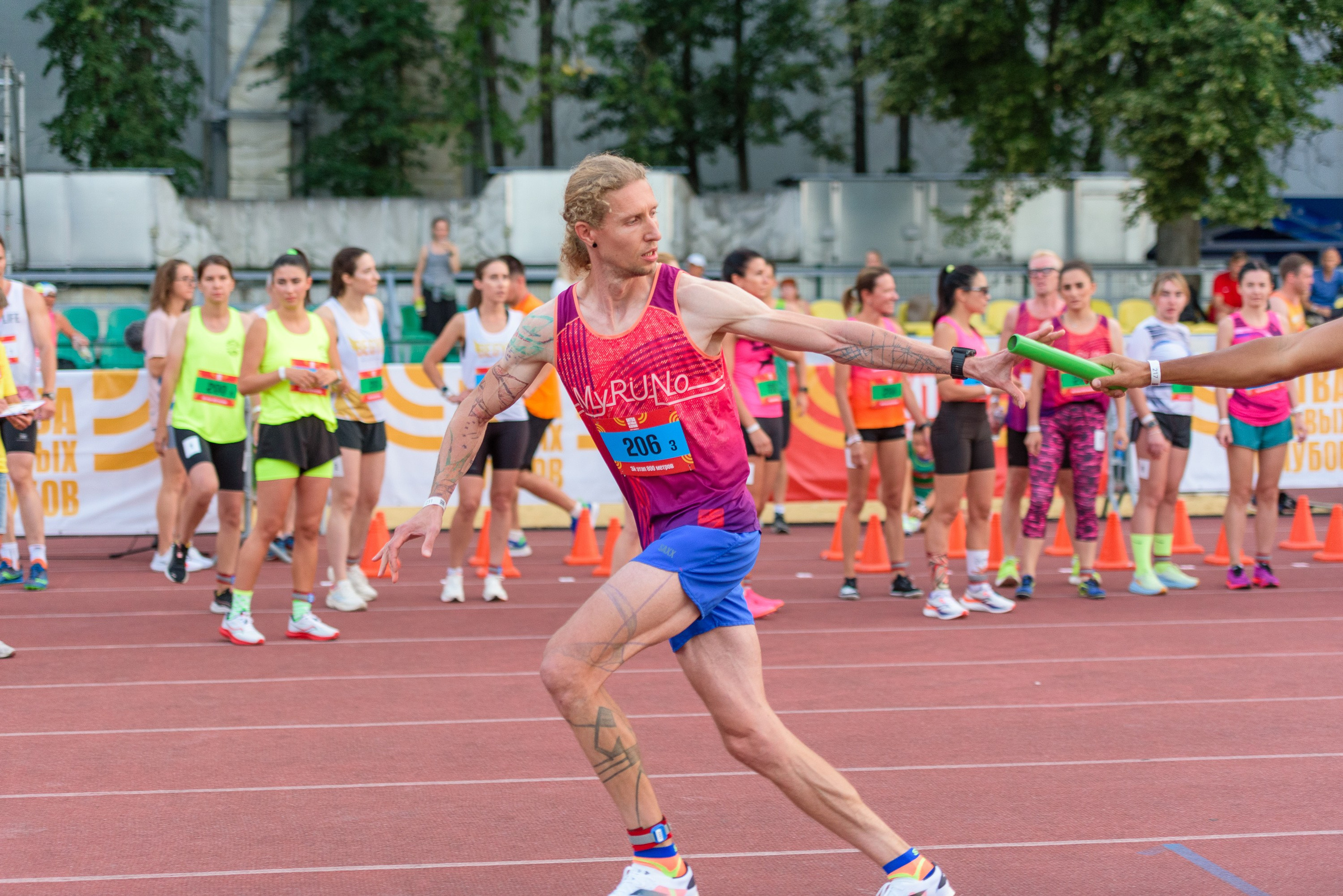 Битва беговых клубов. Репортажный фотограф Сергей Квартальнов