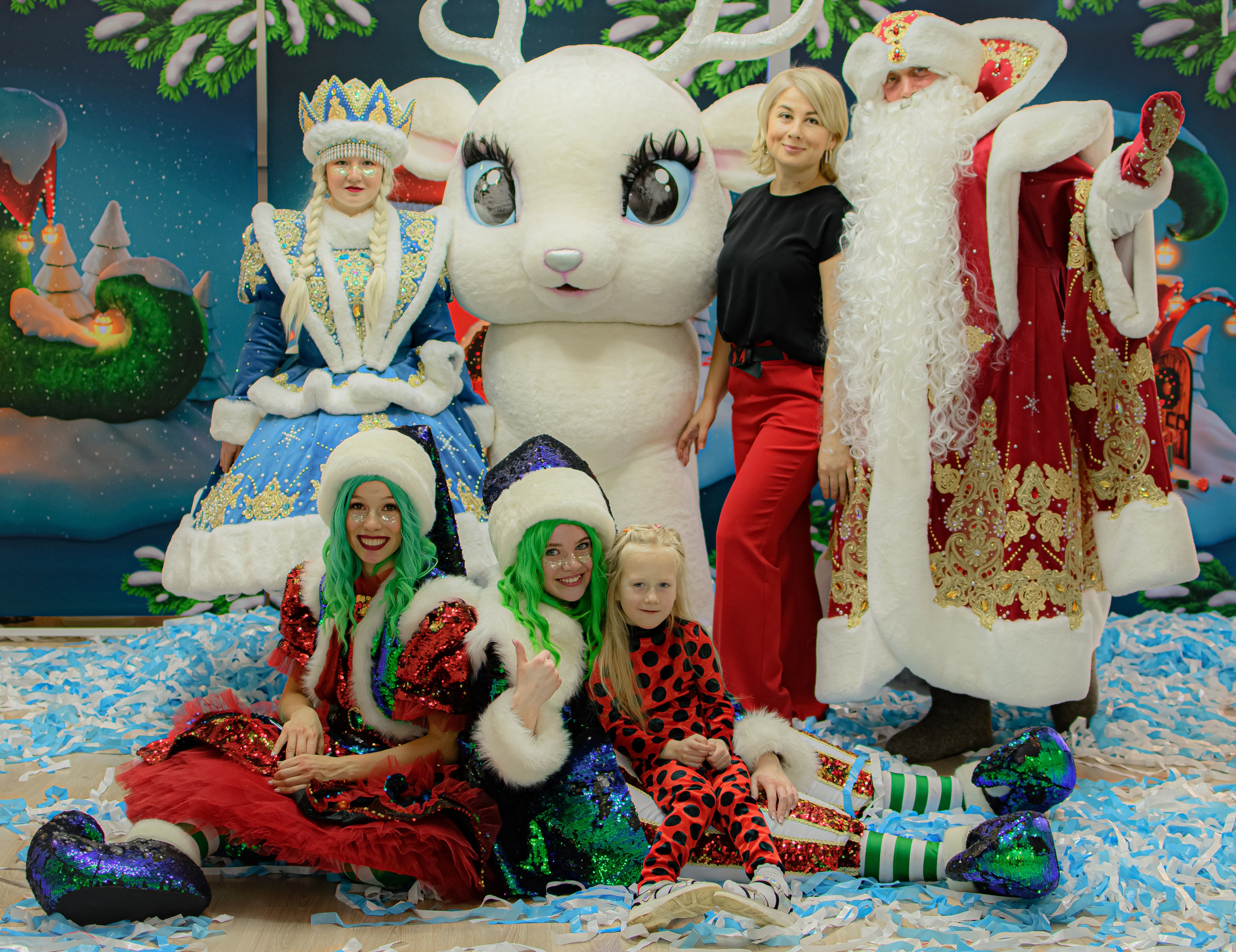 HAPPY NEW YEAR. Photokarish