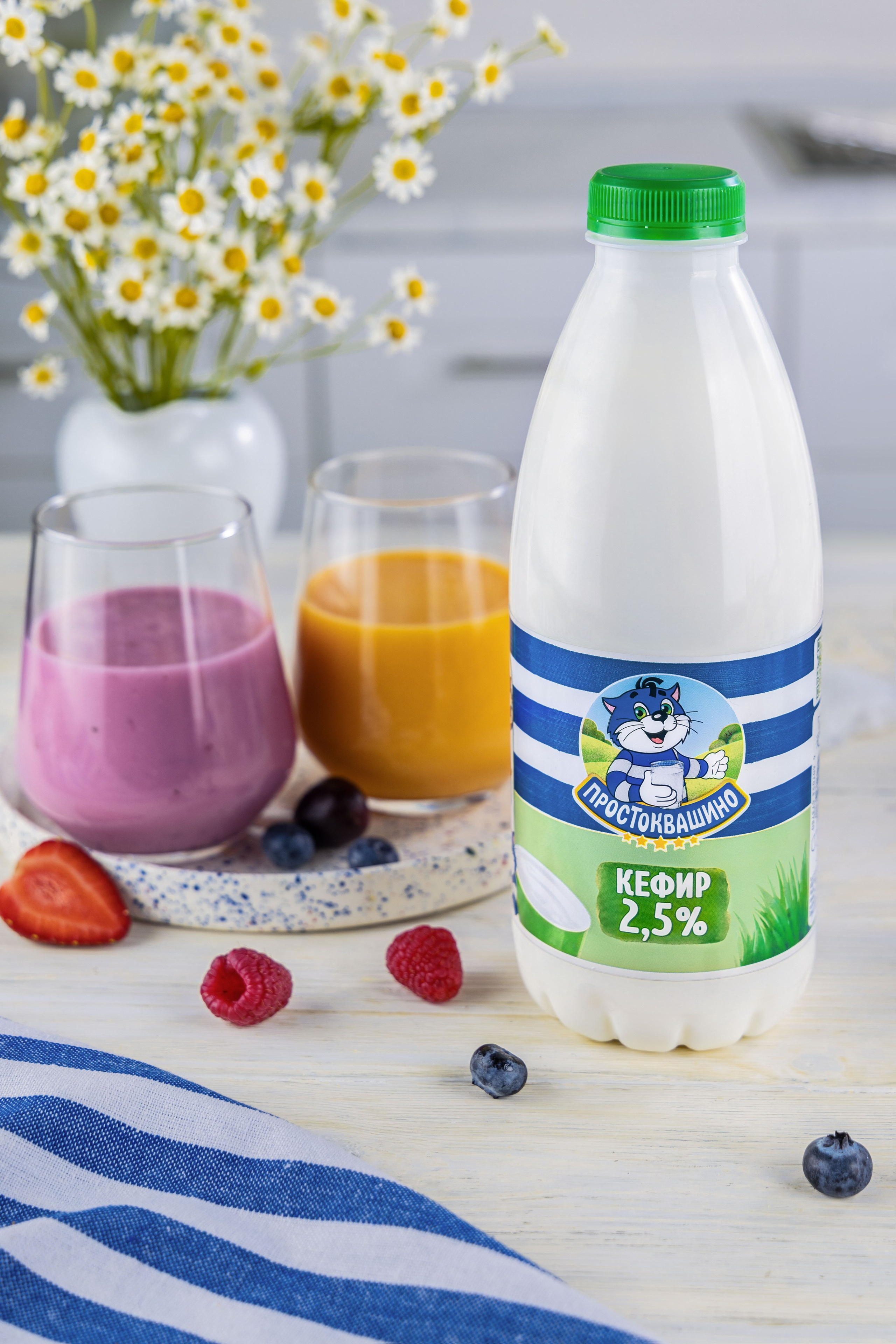 Рекламная фуд-фотосъемка для Простоквашино. Фуд — предметный фотограф в Москве