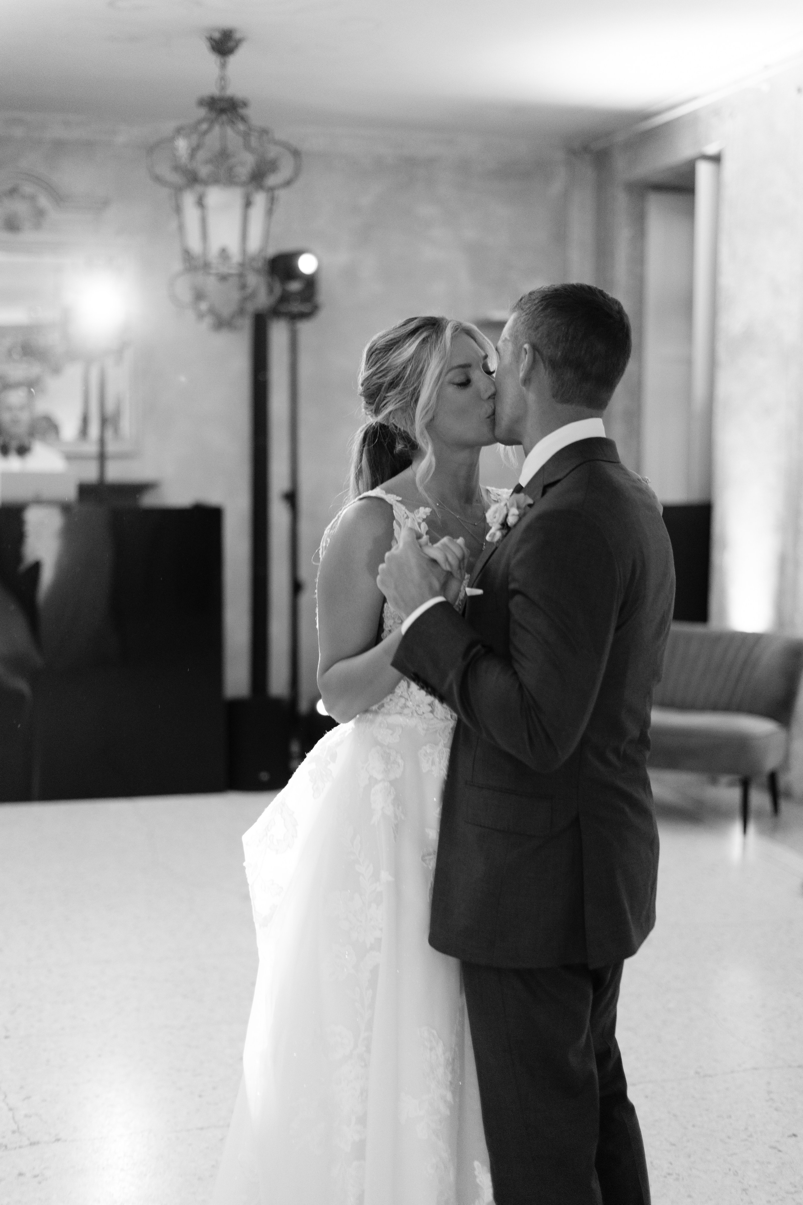 Villa Regina Teodolinda Wedding Day. Valeria Coconova Photographer Italy Como Milan