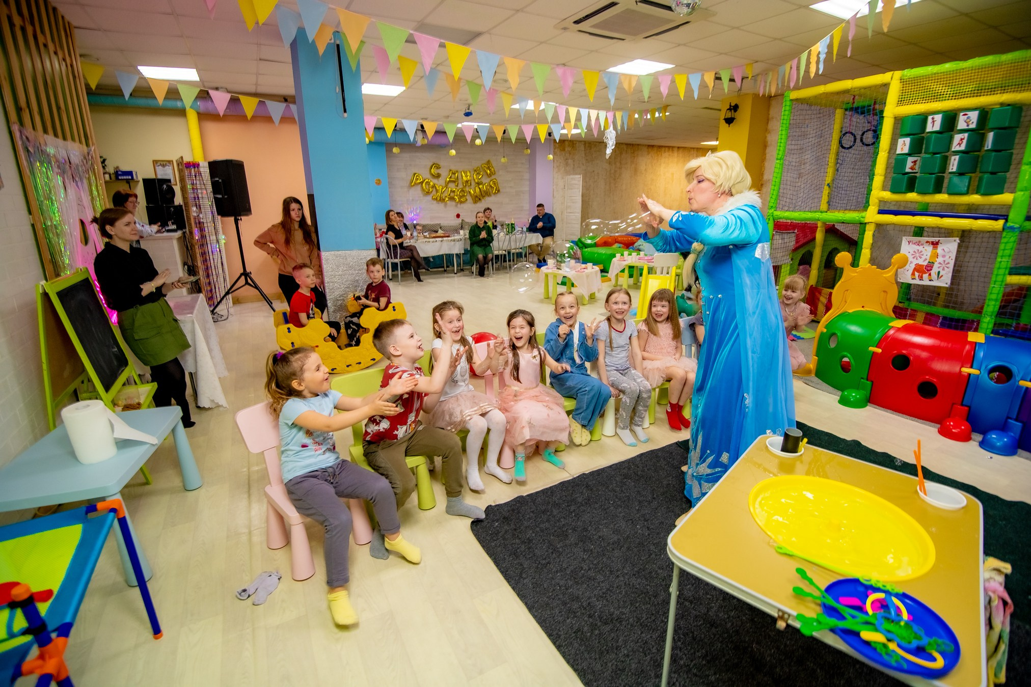 Детская комната. ProfotoNK