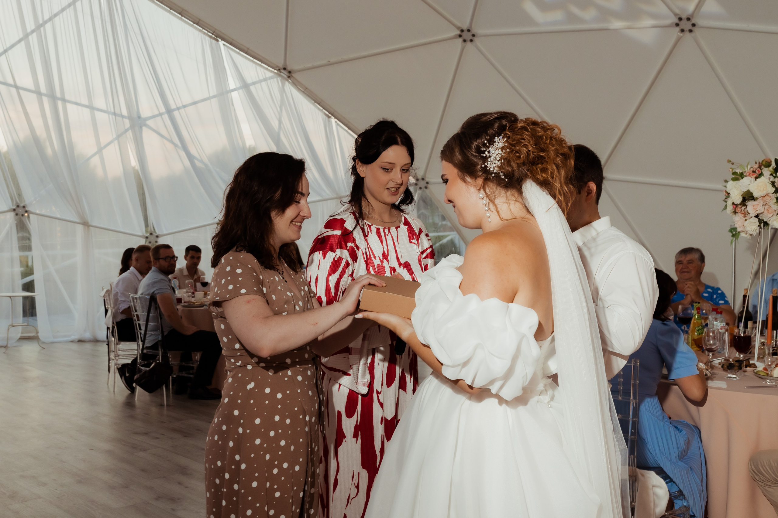 Ваня & Галя (с банкетом). ФОТОГРАФ Маргарита Сивакова | Ярославль Кострома Москва