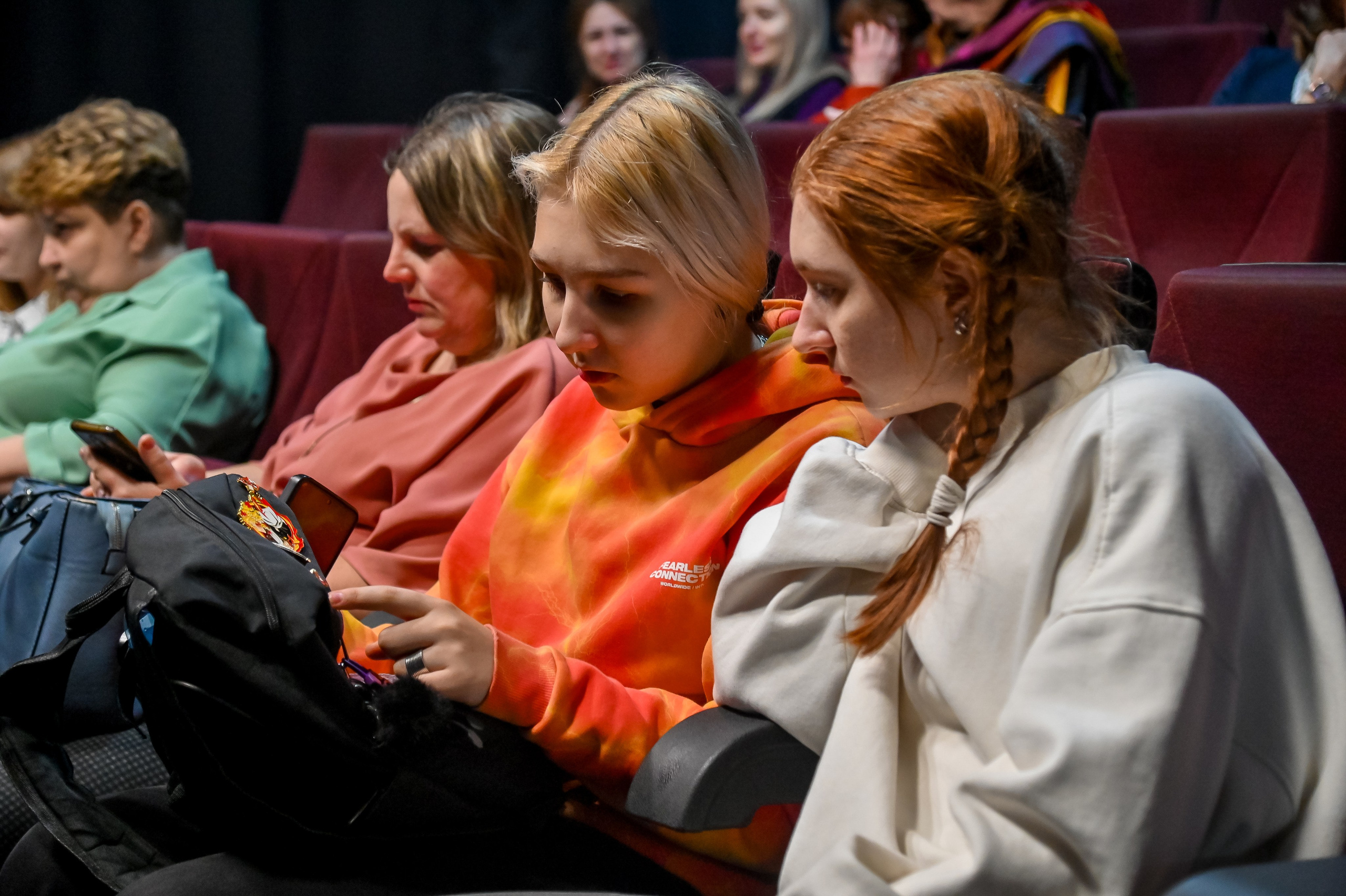 «Записки юного врача» в Театре Артиста 01.03.2024. Репортажный профессиональный фотограф-любитель