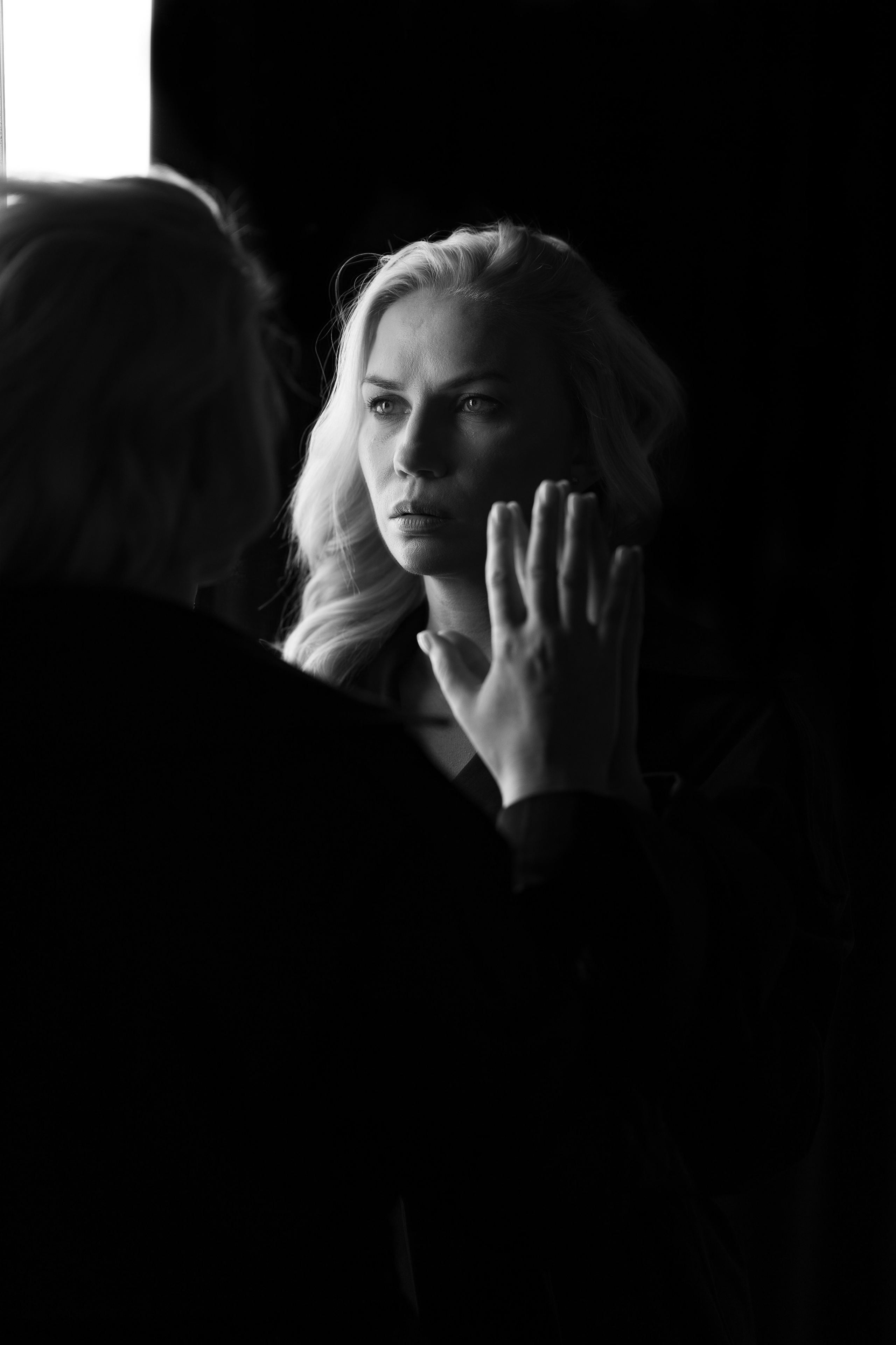 Женский портрет 35+. Женский портретный фотограф 35+ Воронеж. Добро пожаловать в магию ЧБ портрета