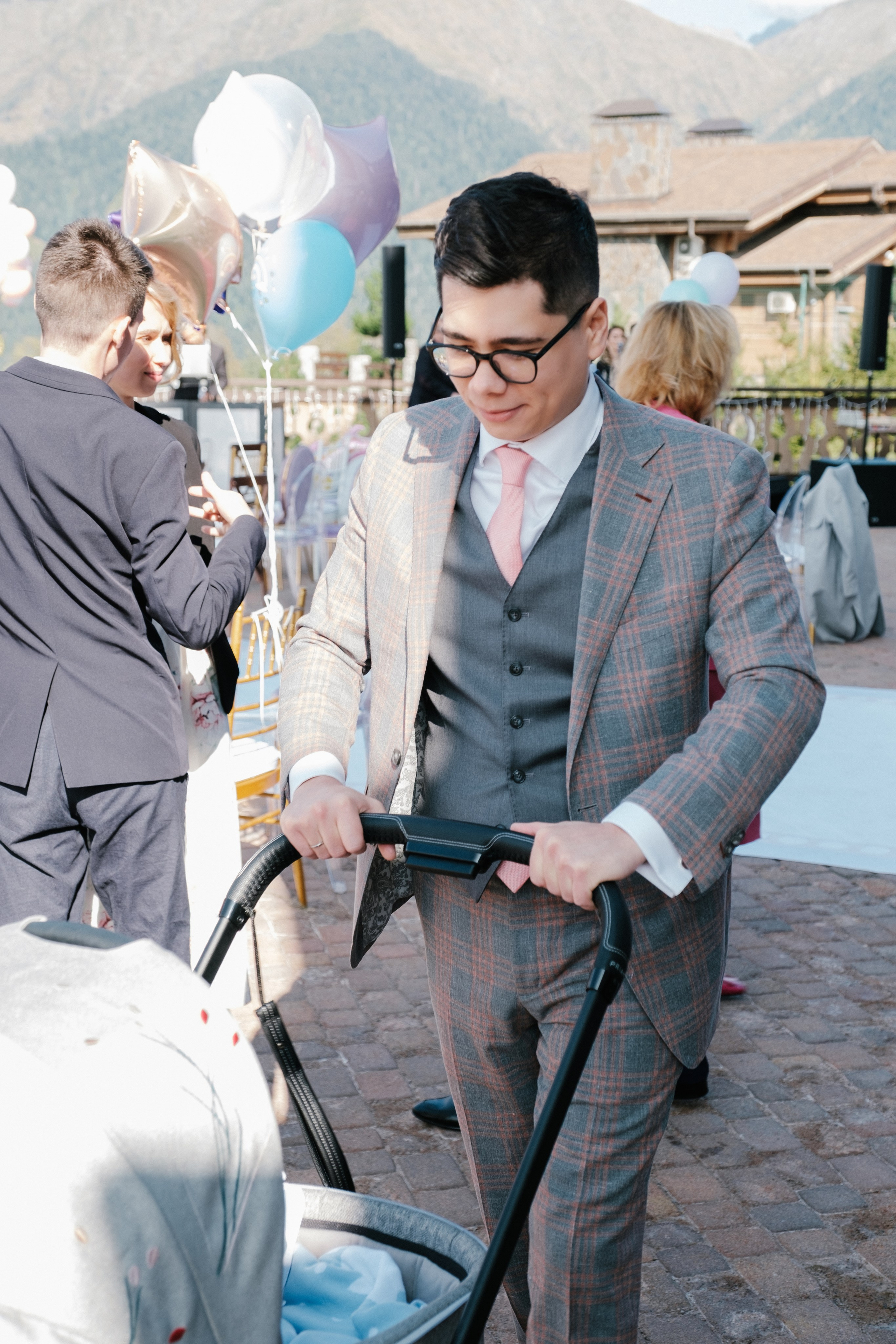 Фестиваль чувств. Свадебный Видеограф Фотограф в Сочи