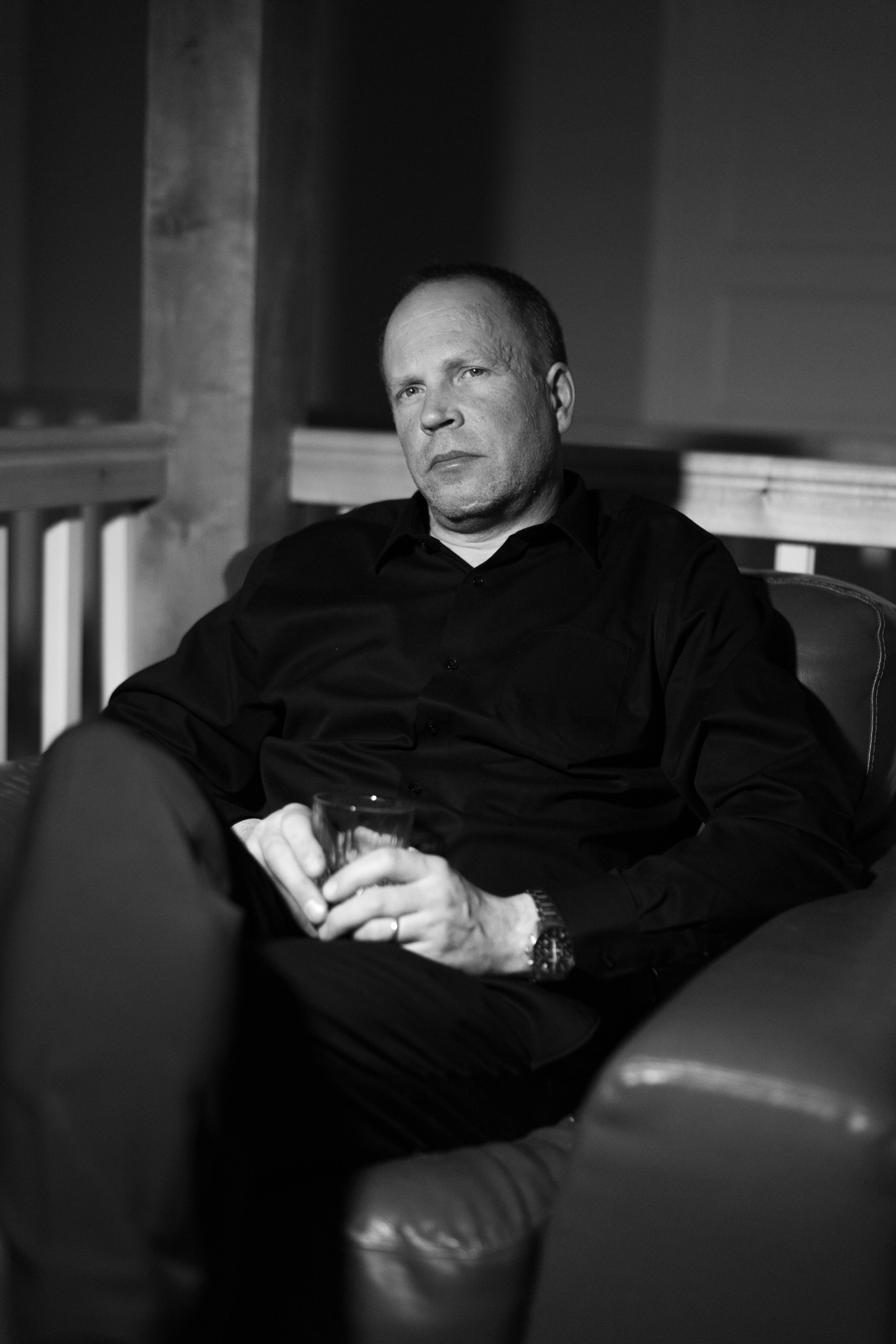 Juha. Lifestyle photographer Turku. I catch emotions in the frame