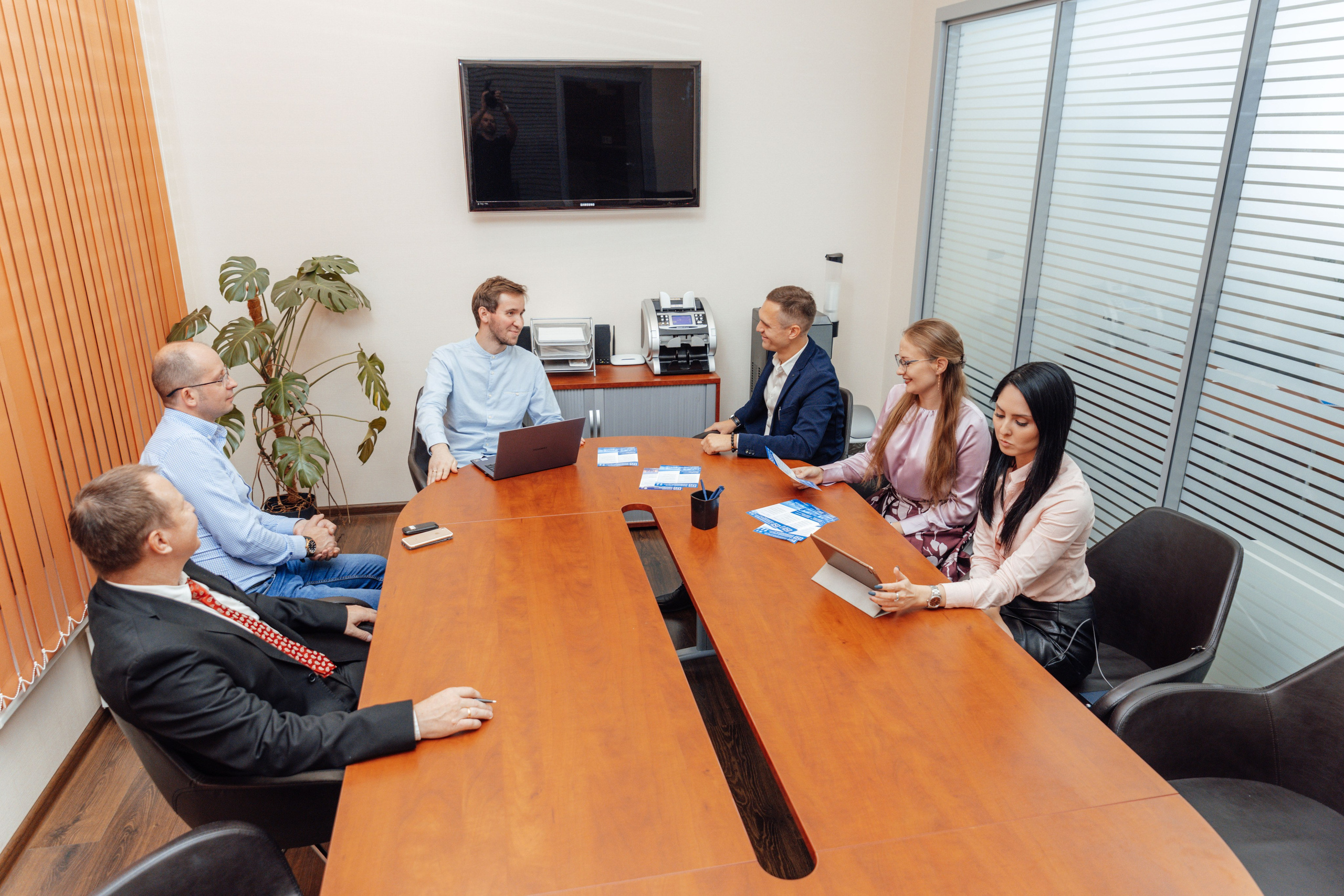 Фотосъемка в офисе. Фотограф Балаев Михаил