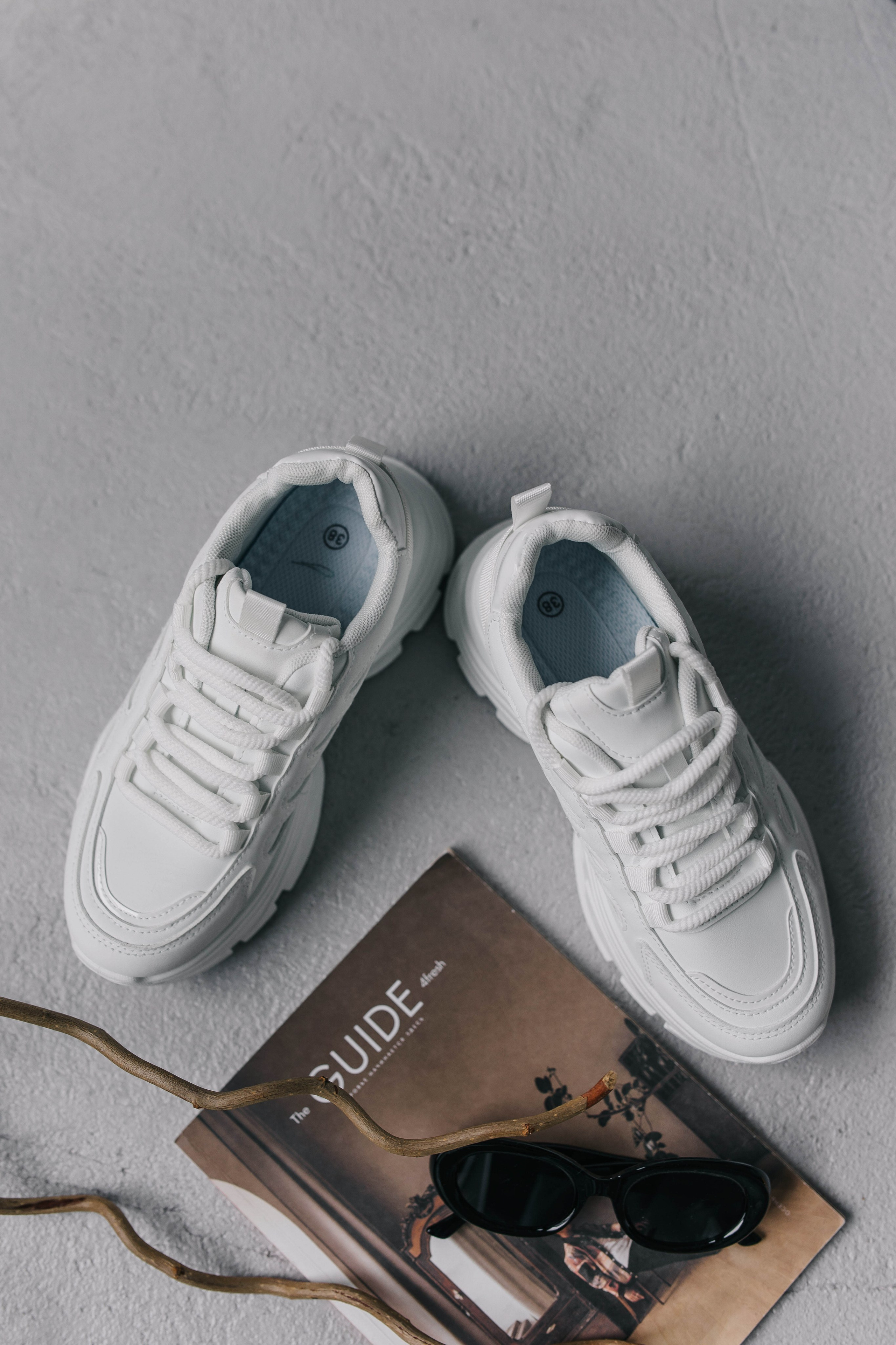 Кроссовки как в Pinterest. Профессиональный фотограф