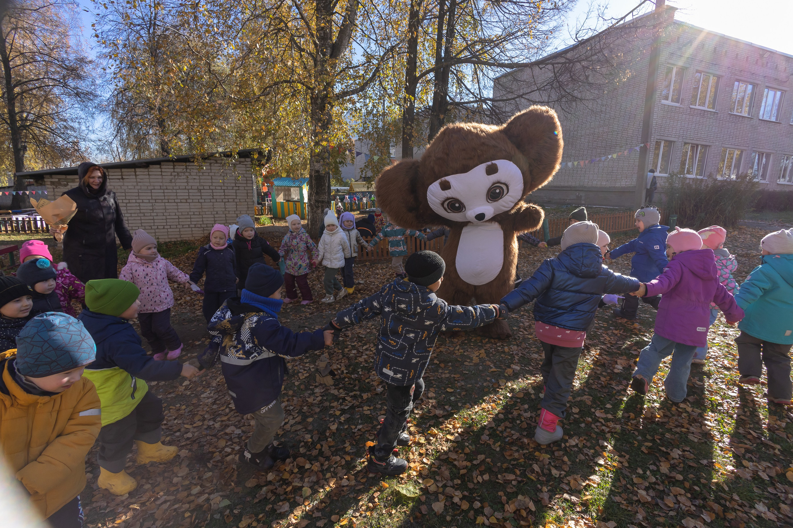 Детский день рождения с Чебурашкой