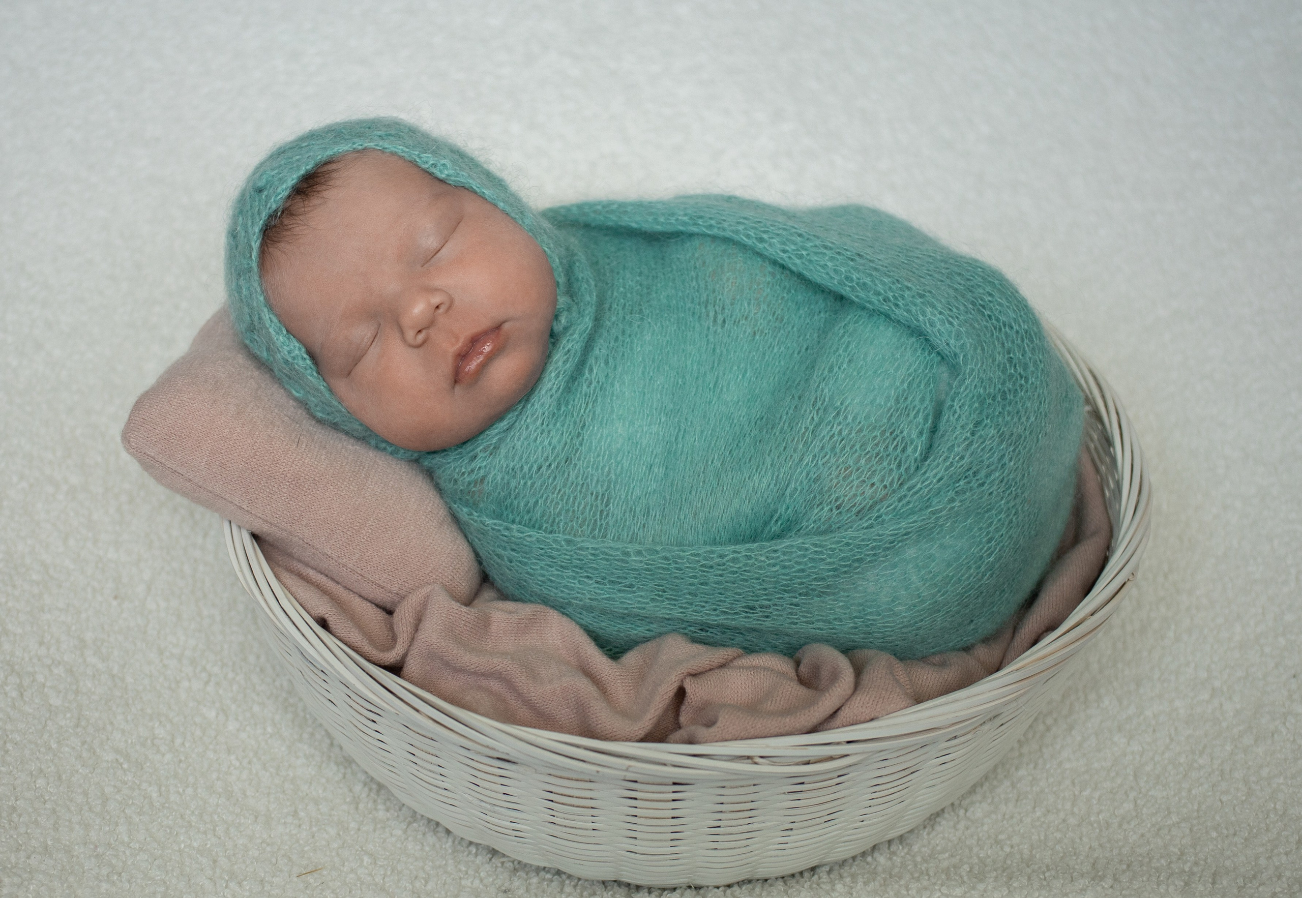 Новорожденные. Фотограф новорожденных в Екатеринбурге
