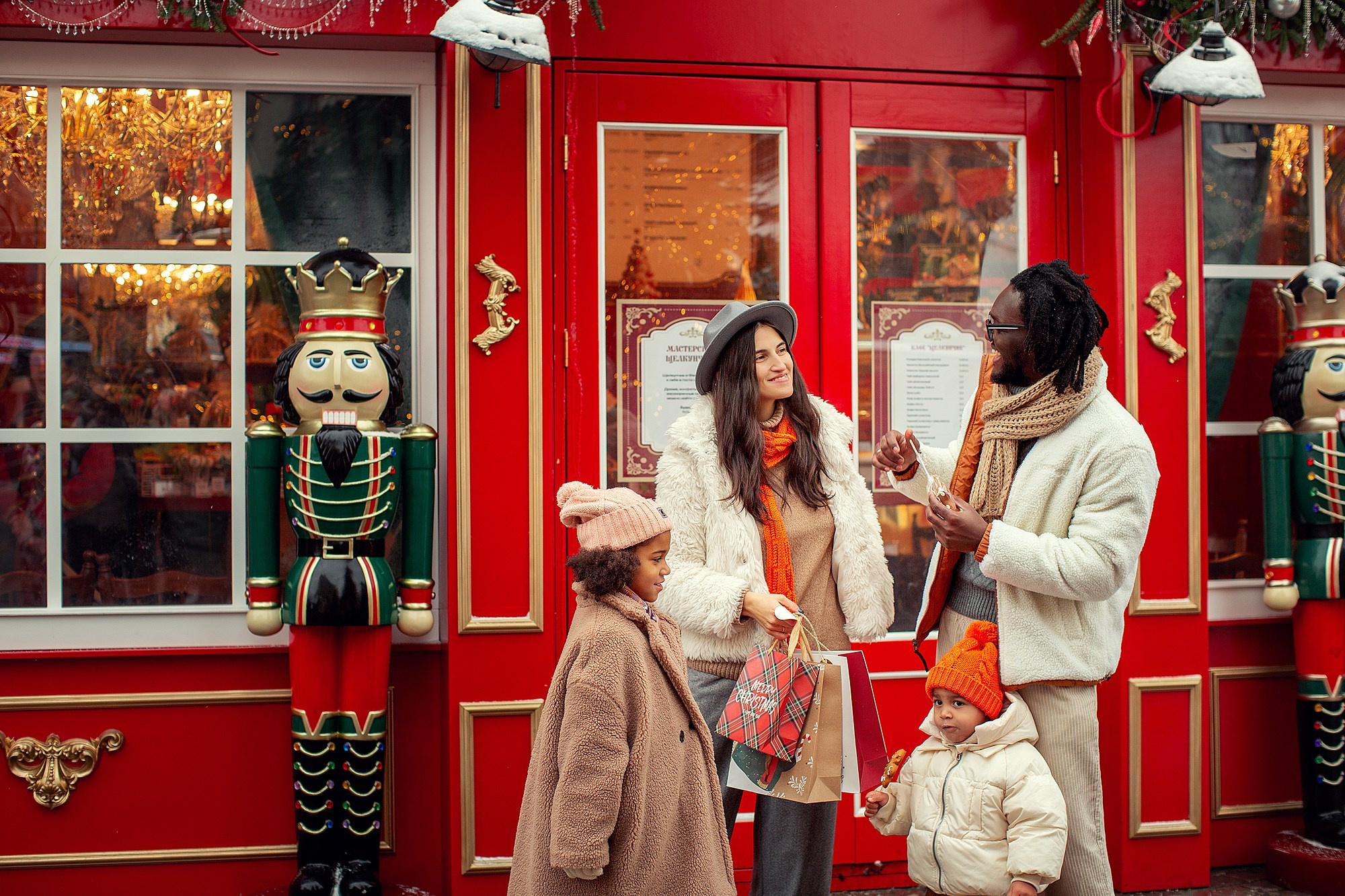 Яркая новогодняя Фотосессия на ярмарке. Tatyana Nadezhdina Family photographer