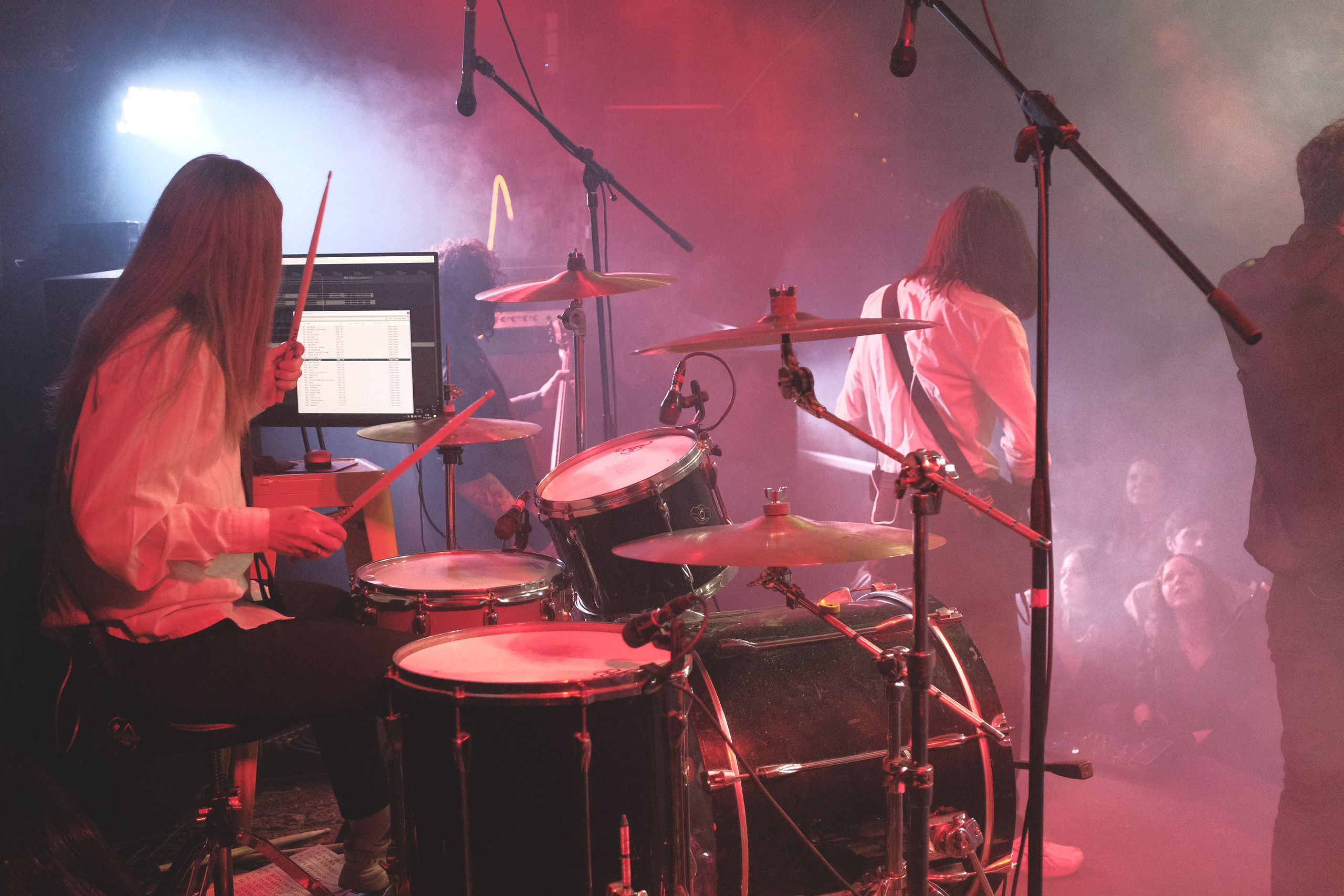 Концерт ASLEEP OR DEAD в ласточке. Репортажный фотограф в Санкт-Петербурге Даниил Могута