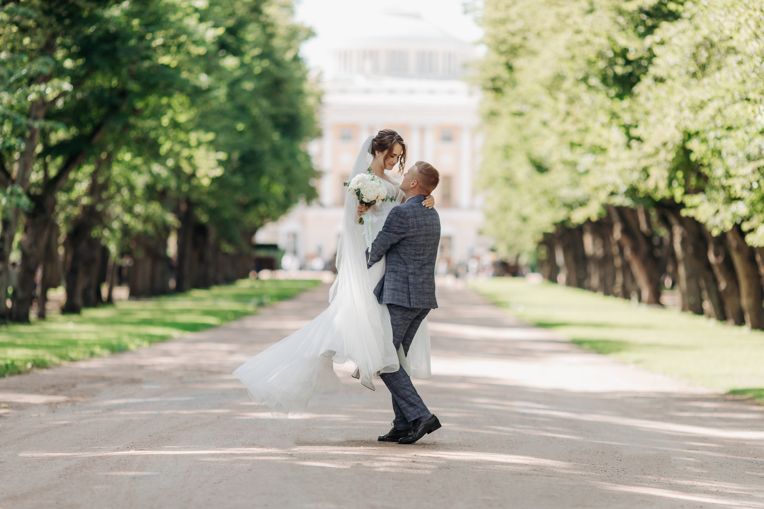 Свадебный фотограф в Санкт-Петербурге (Спб) и Тбилиси. Свадебный фотограф в Санкт-Петербурге и Москве LETU