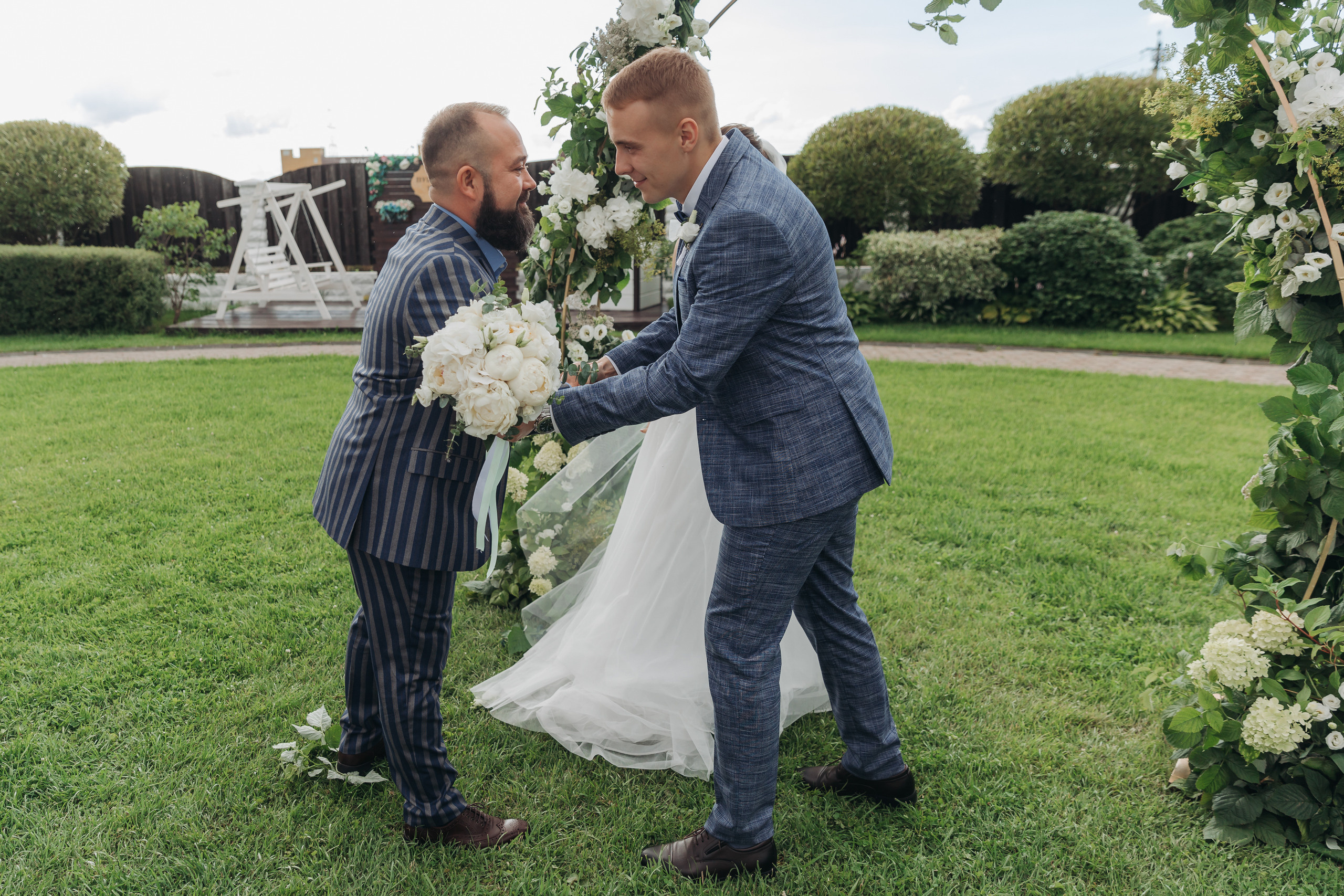 Свадебный фотограф в Санкт-Петербурге (Спб) и Тбилиси. Свадебный фотограф в Санкт-Петербурге и Москве LETU