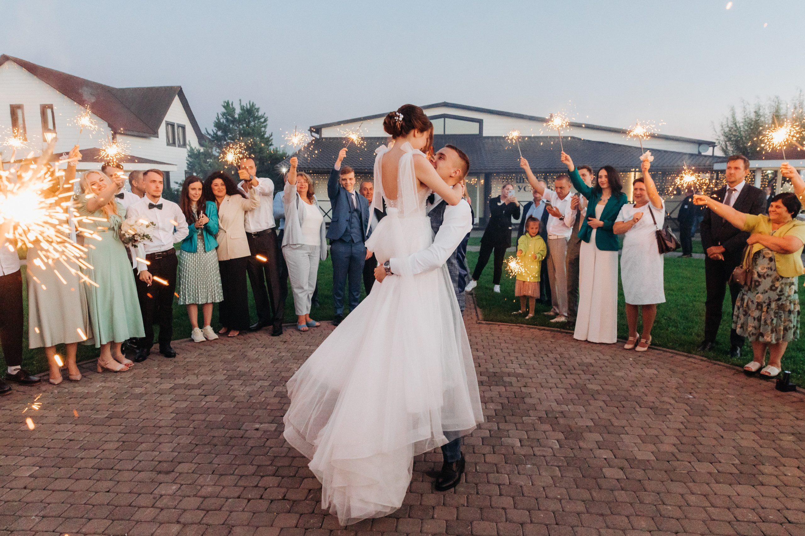 Свадебный фотограф в Санкт-Петербурге (Спб) и Тбилиси. Свадебный фотограф в Санкт-Петербурге и Москве LETU