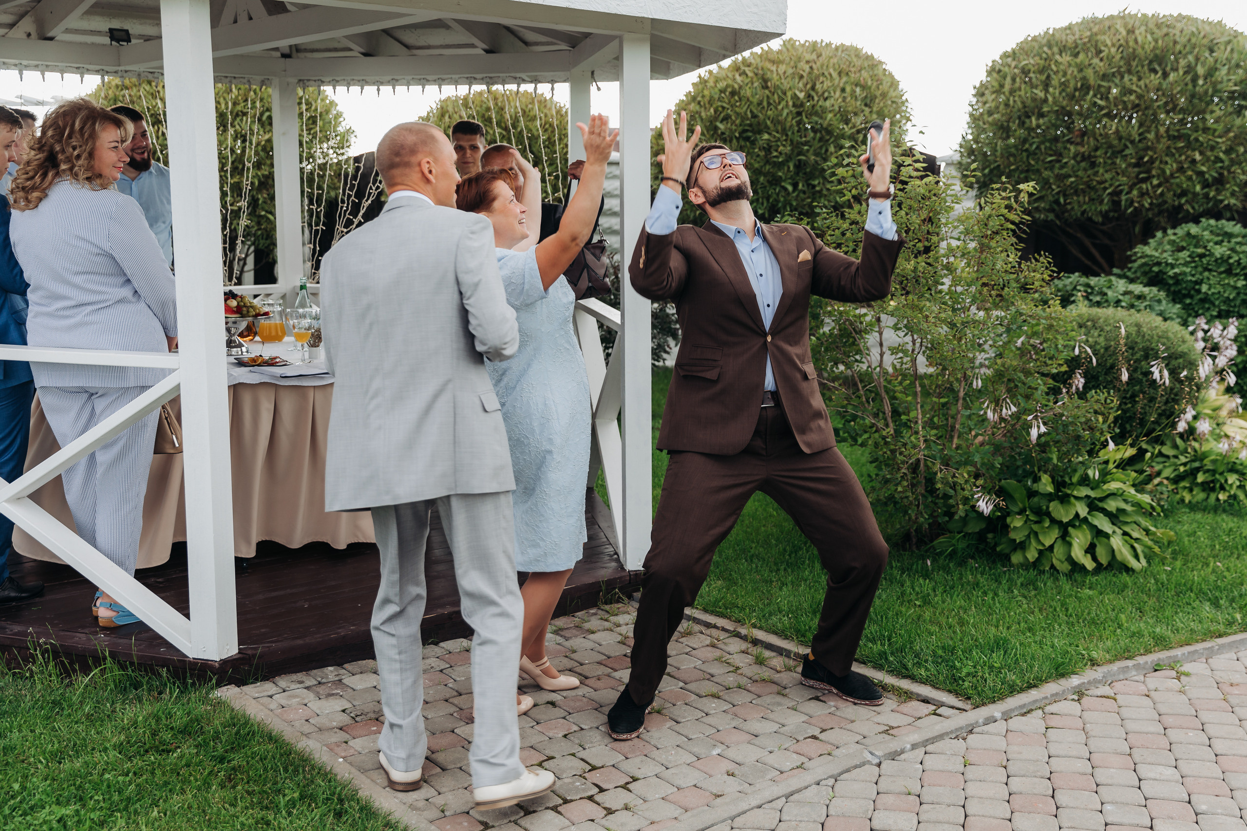Свадебный фотограф в Санкт-Петербурге (Спб) и Тбилиси. Свадебный фотограф в Санкт-Петербурге и Москве LETU