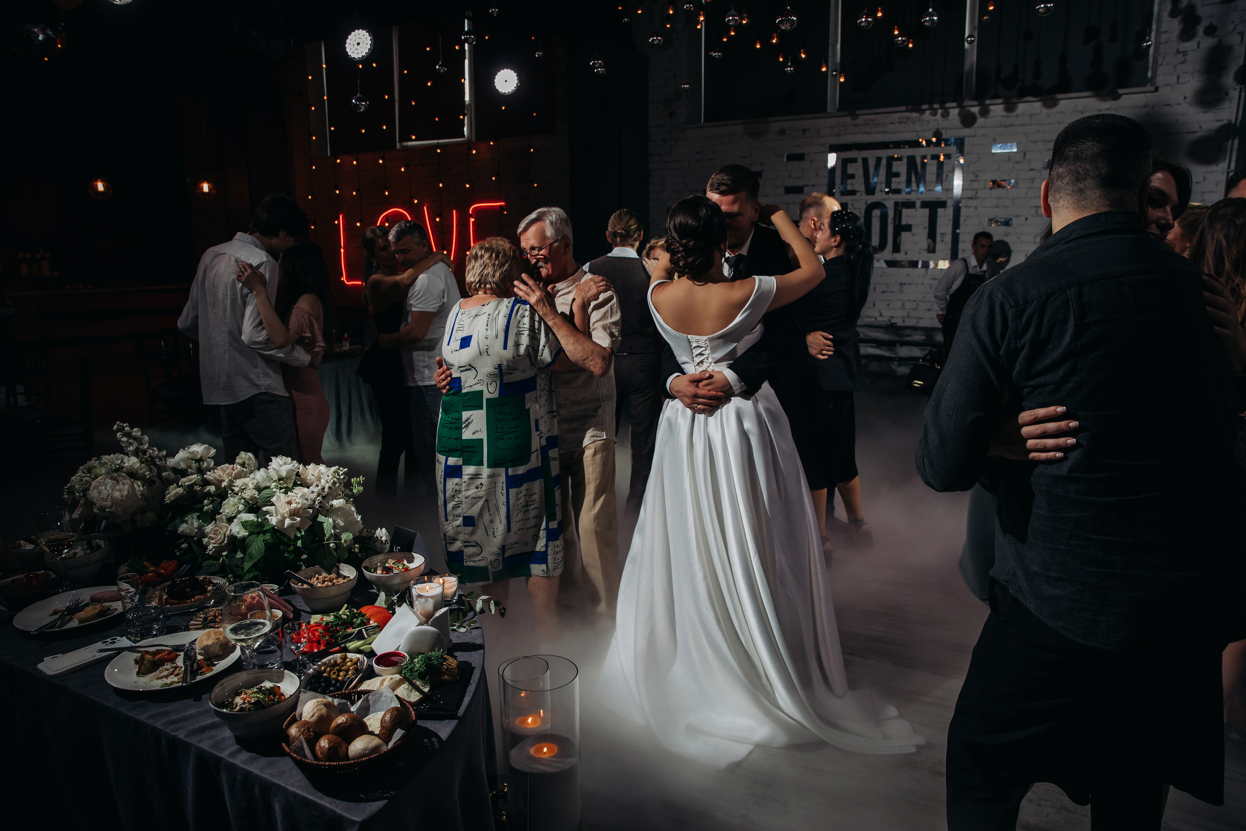 Свадебный фотограф в Санкт-Петербурге (Спб) и Тбилиси. Свадебный фотограф Пётр Летуновский