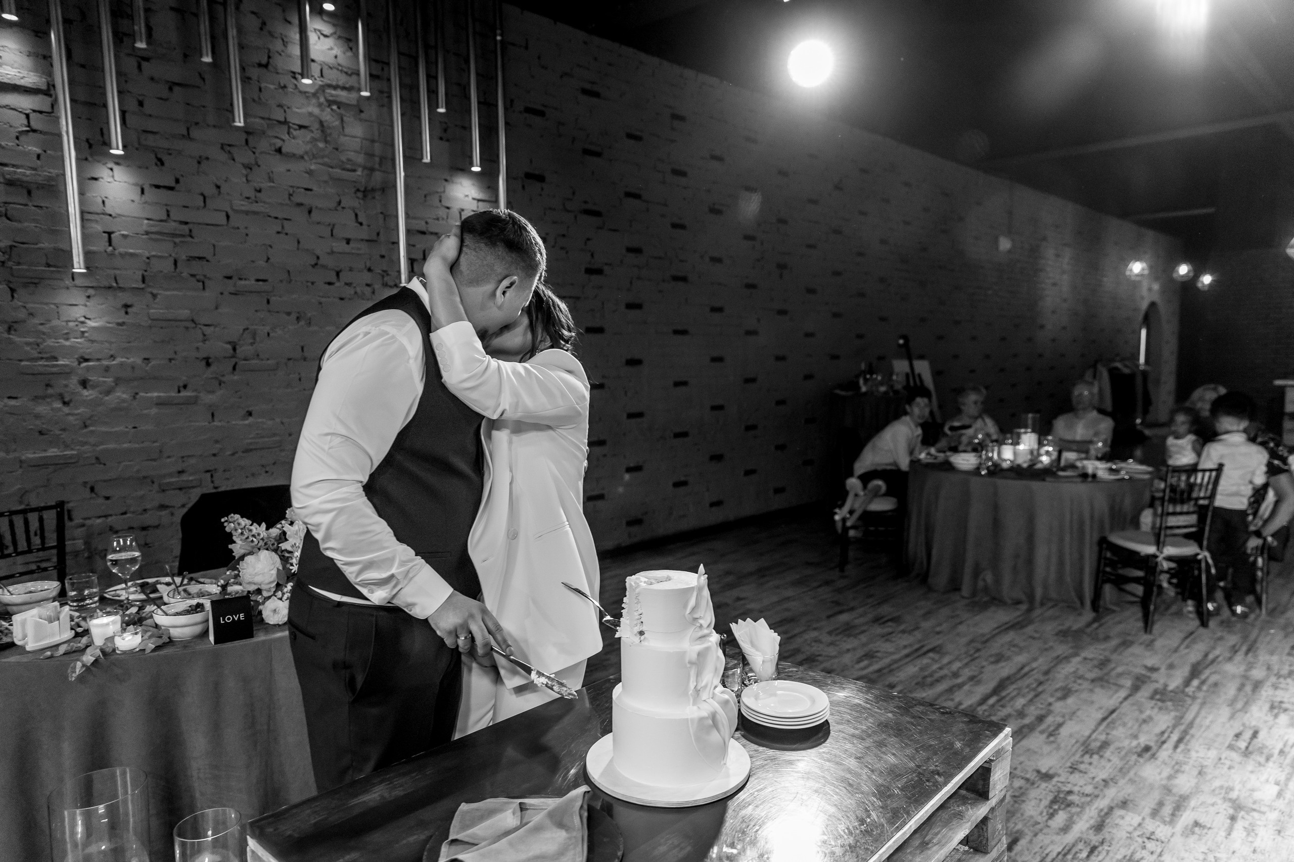 Свадебный фотограф в Санкт-Петербурге (Спб) и Тбилиси. Свадебный фотограф Пётр Летуновский